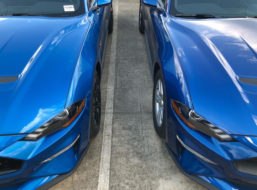 Ford Bronco Velocity Blue Metallic thread comparison 2
