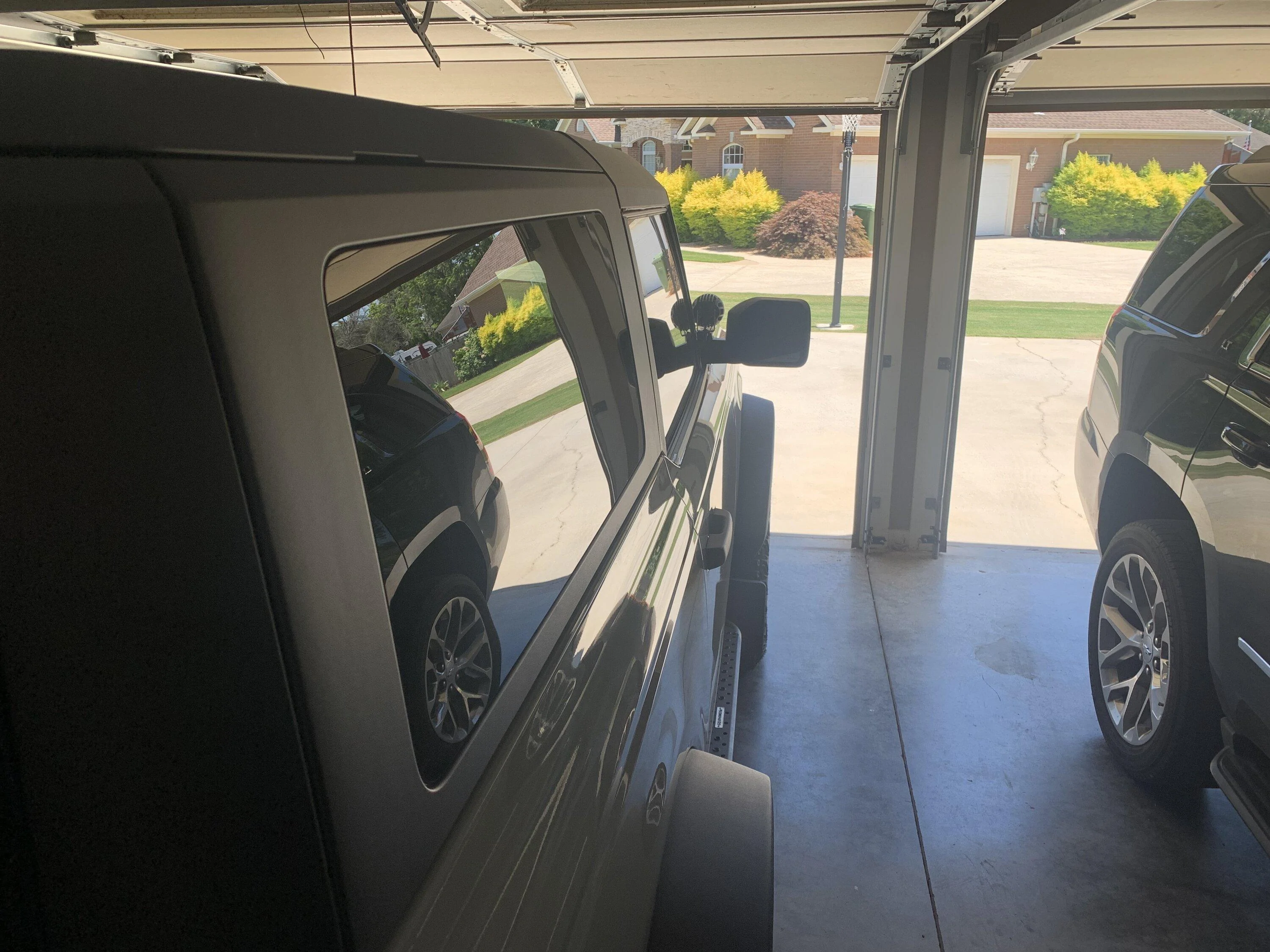 Ford Bronco Go Rhino Dominator Xtreme DSS Slider Steps Installed IMG_2764