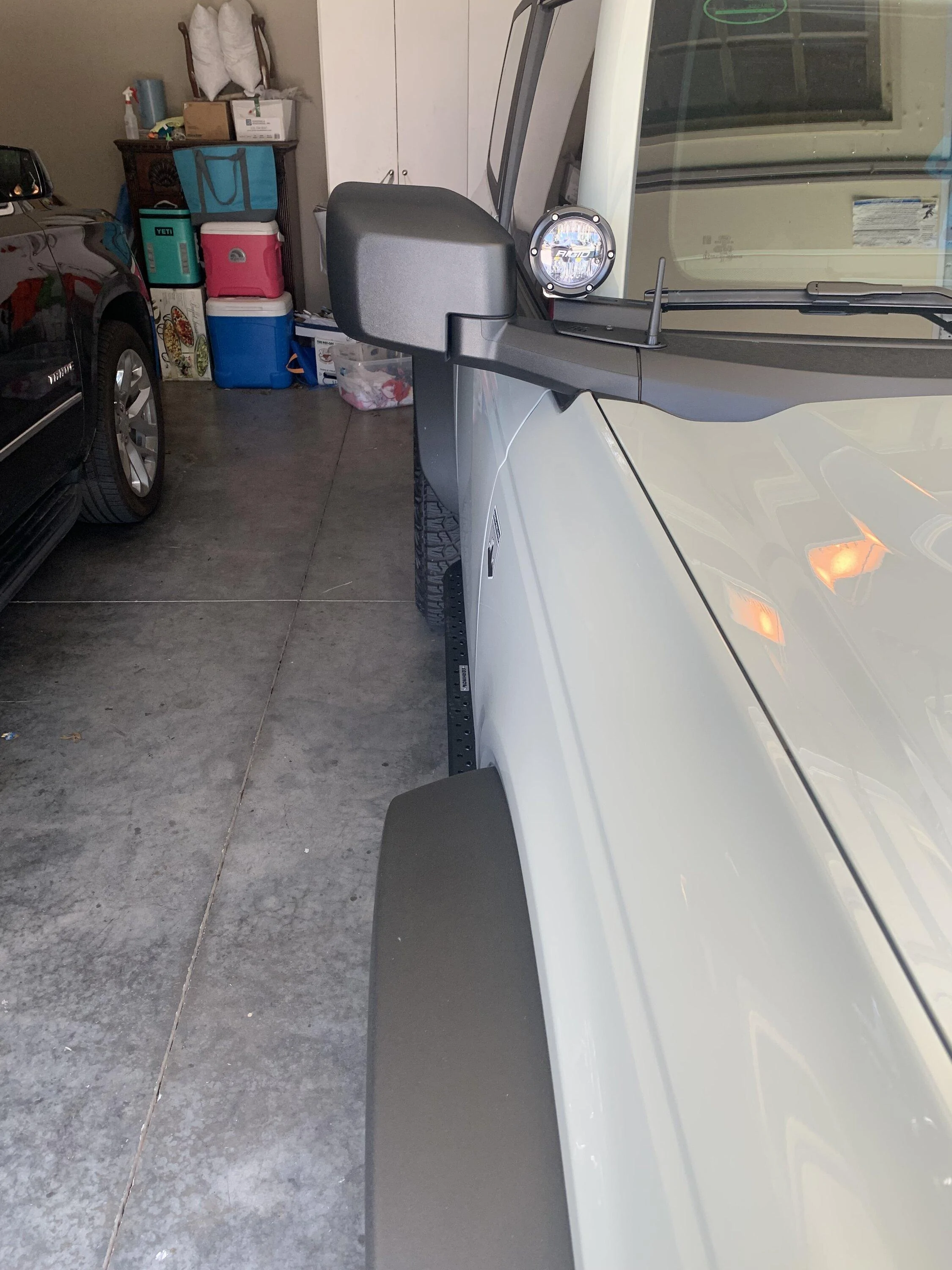 Ford Bronco Go Rhino Dominator Xtreme DSS Slider Steps Installed IMG_2766