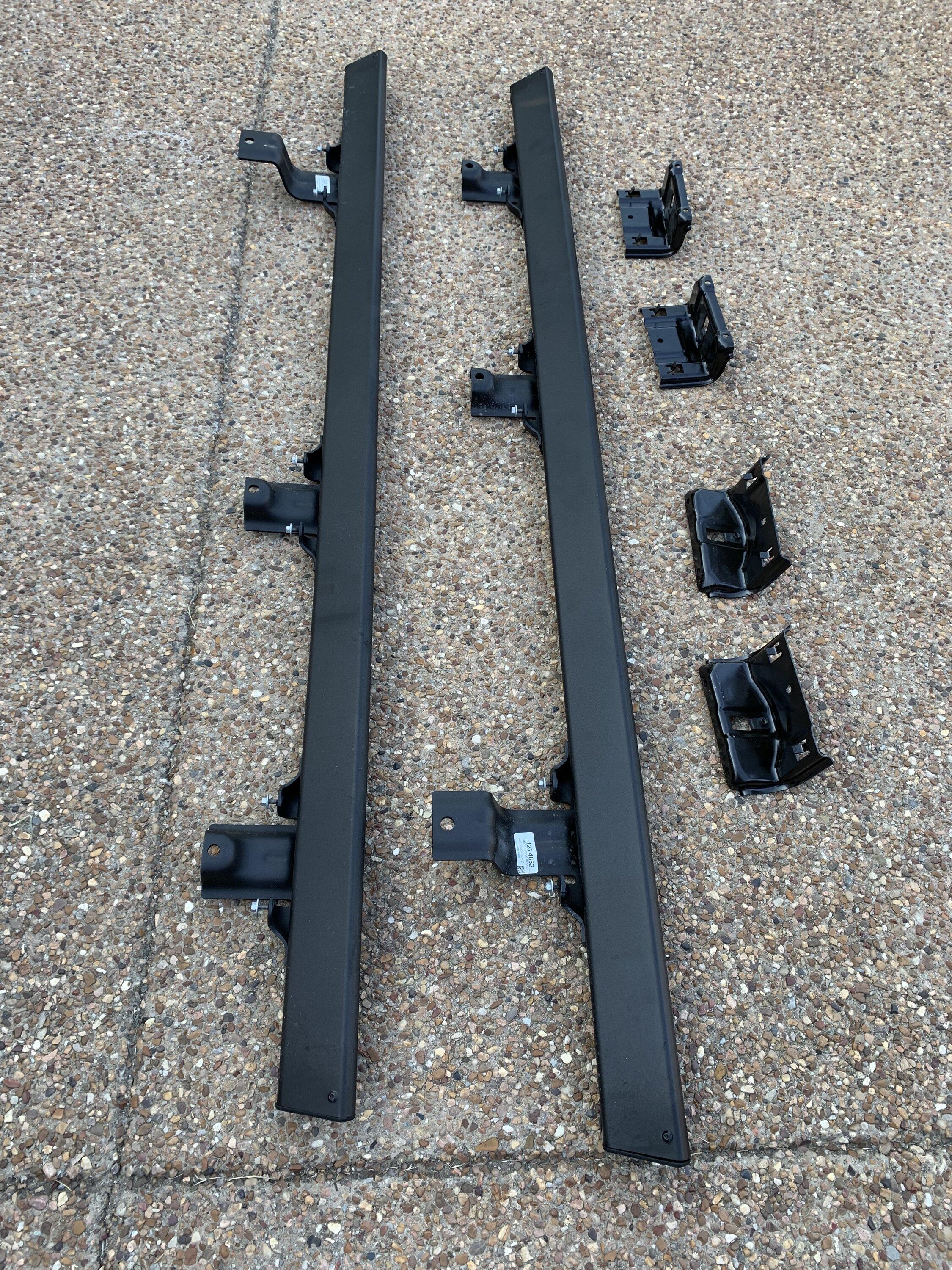 Ford Bronco Factory Rock Sliders 4 Dr IMG_1125