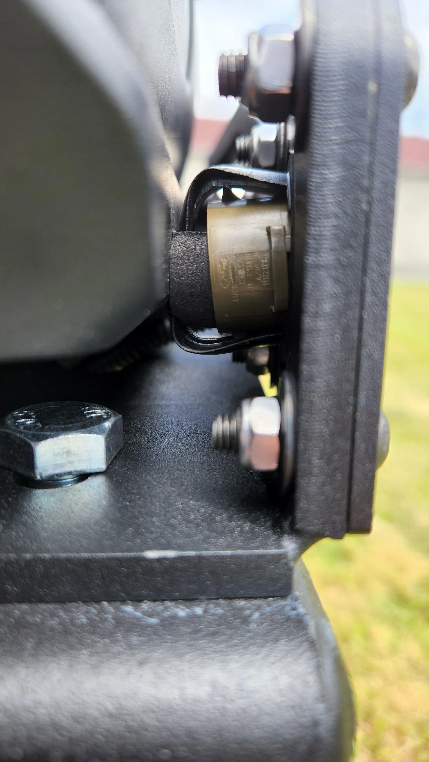 Ford Bronco Rough country winch mount unbox/ INSTALL tips. 20220622_132003