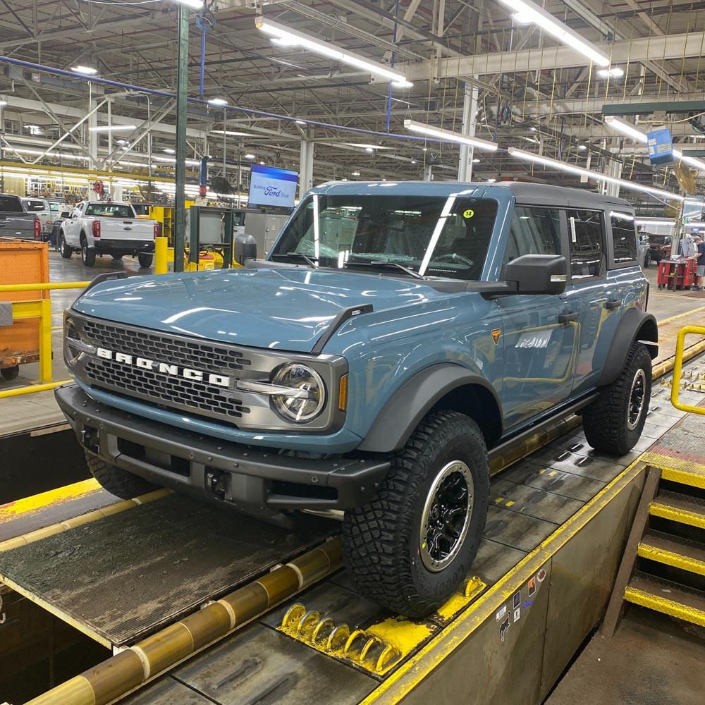 Ford Bronco 06/06/22 Build Week Group image