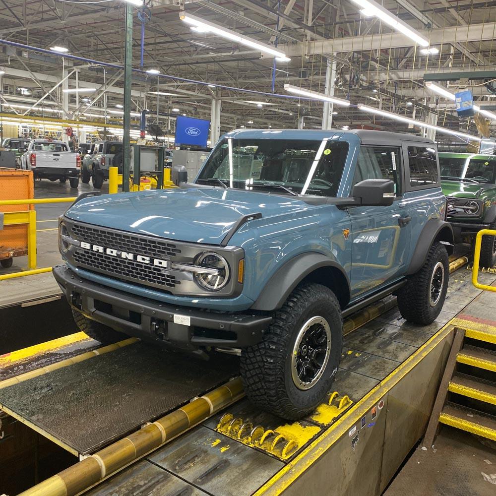 Ford Bronco 05/30/2022 Build Week Group 74101B4B-2112-425E-AD83-9B1BA6044B6C