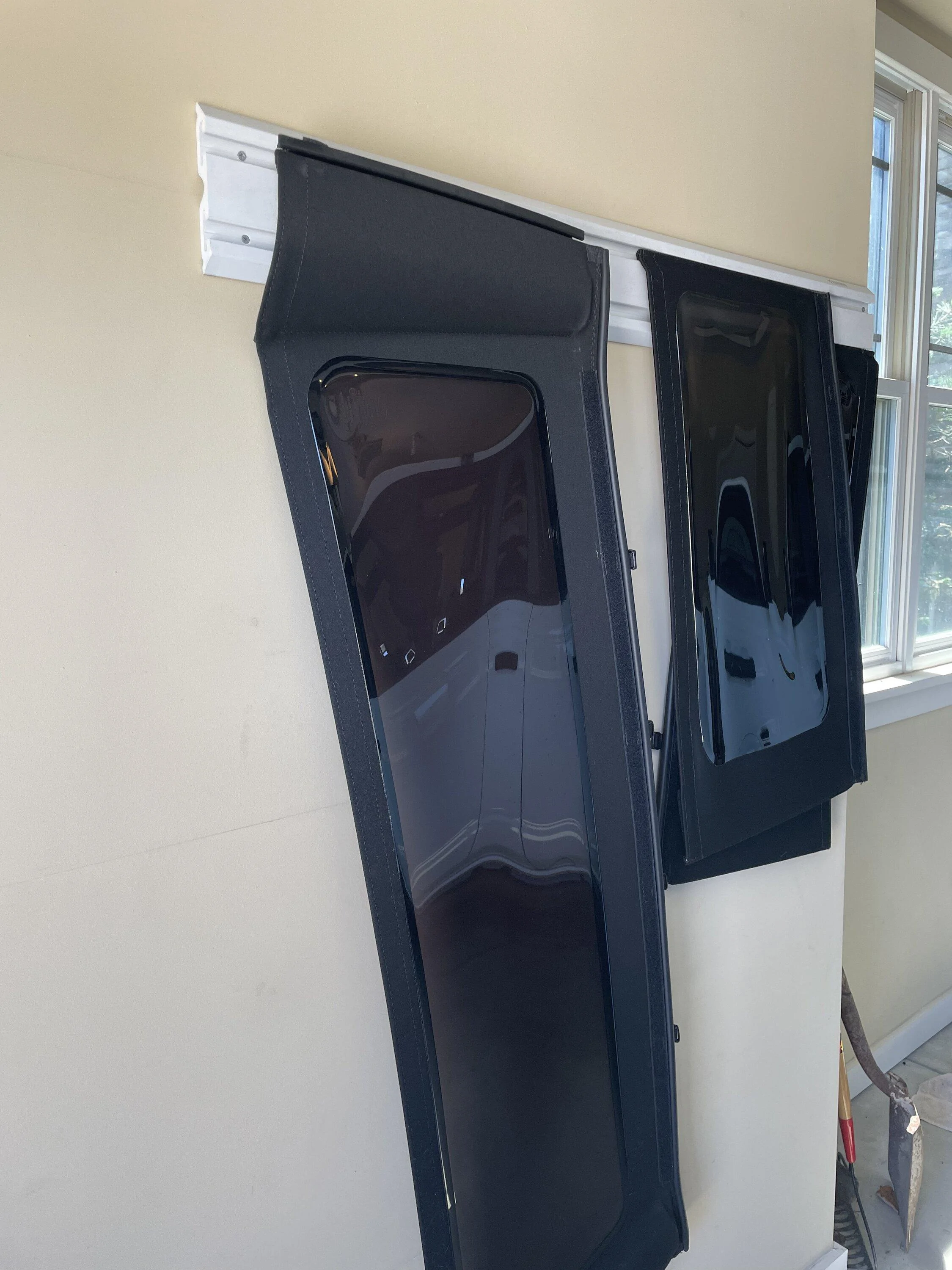 Ford Bronco Easy DIY Storage for soft top windows DF57B5FB-5B09-4B57-B97D-F4915FB6DAFA