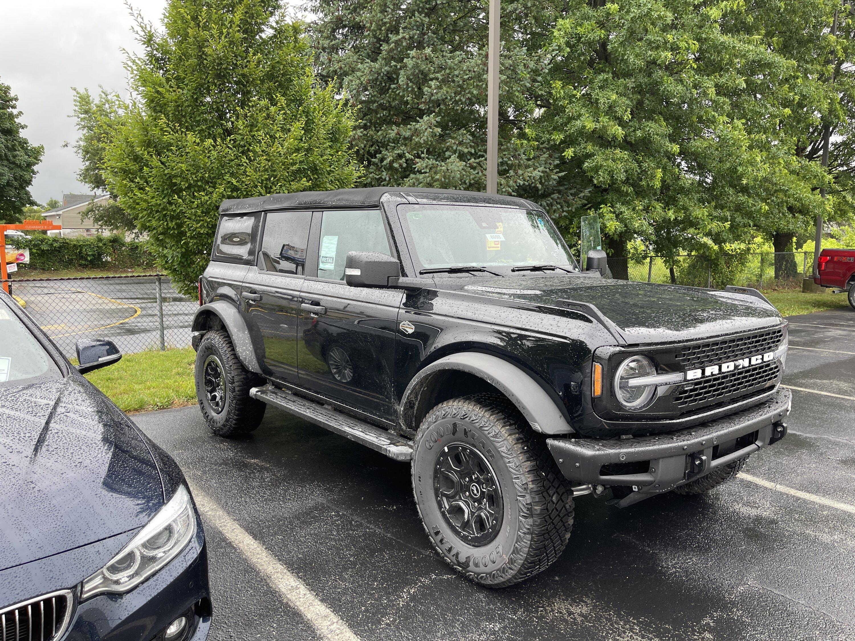 Ford Bronco 4/18/22 Build Week Group. IMG_0416.JPG