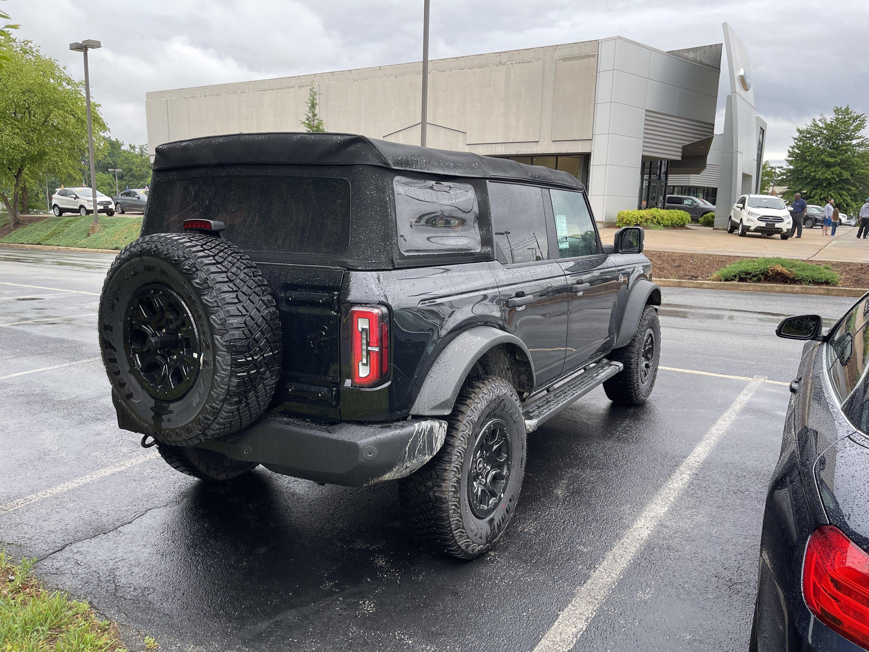 Ford Bronco 4/18/22 Build Week Group. IMG_0417.JPG
