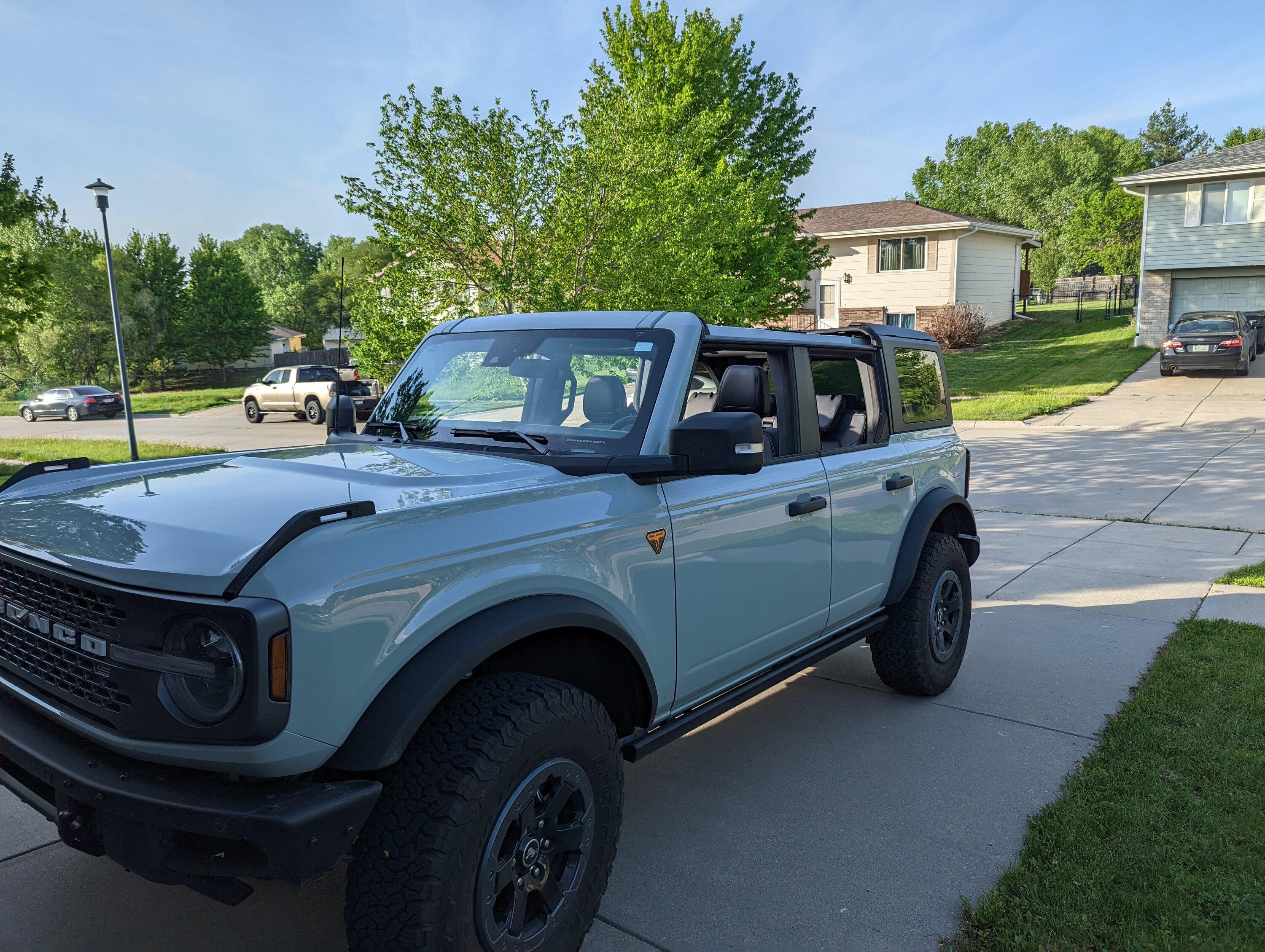 Ford Bronco Show 33's some love picture thread Bronco Side