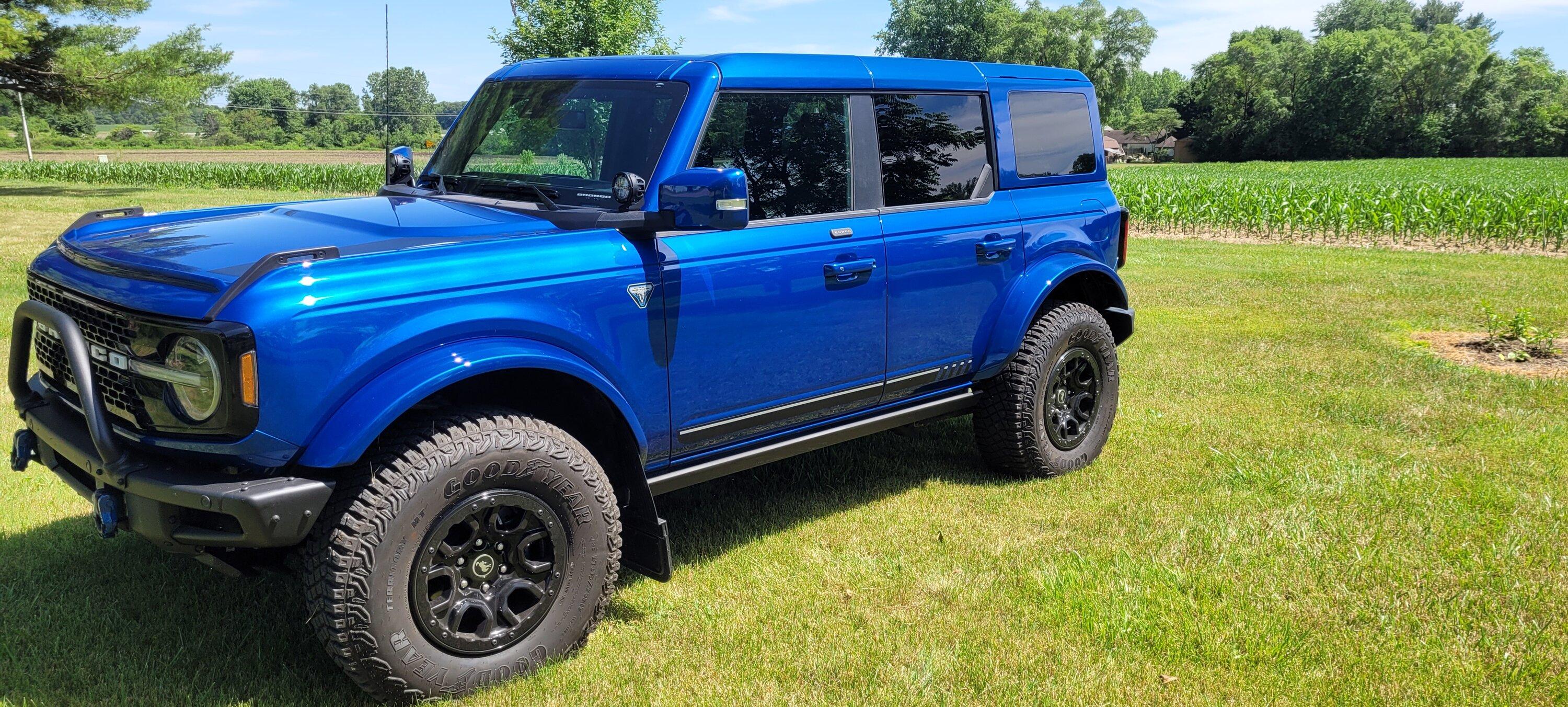 Ford Bronco Look what I did - painted MIC hardtop, fender flares, side mirrors [updated with doors-on photos] 16560996591073360302542817084810-