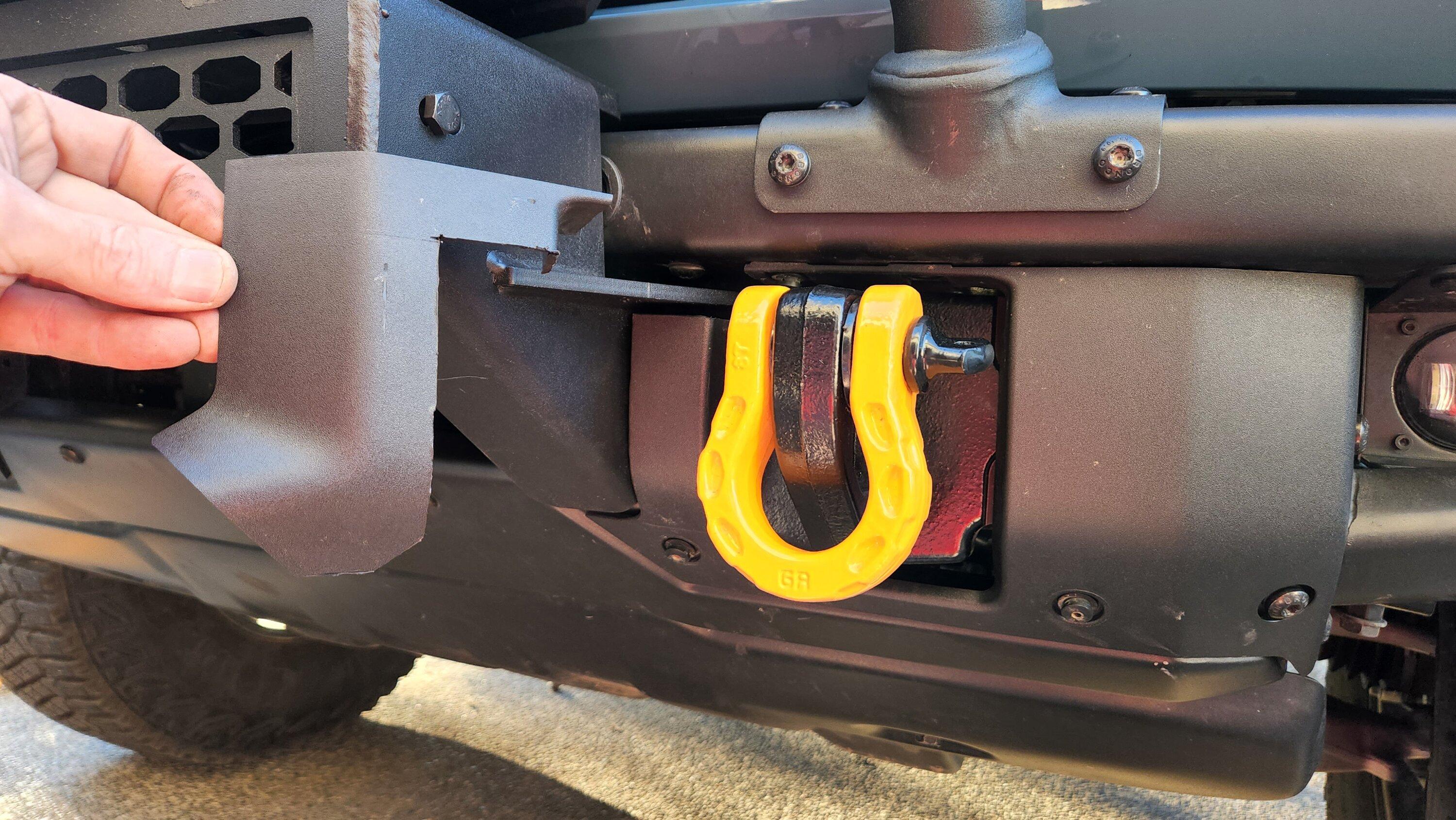 Ford Bronco Rough country winch mount unbox/ INSTALL tips. 20220624_200114