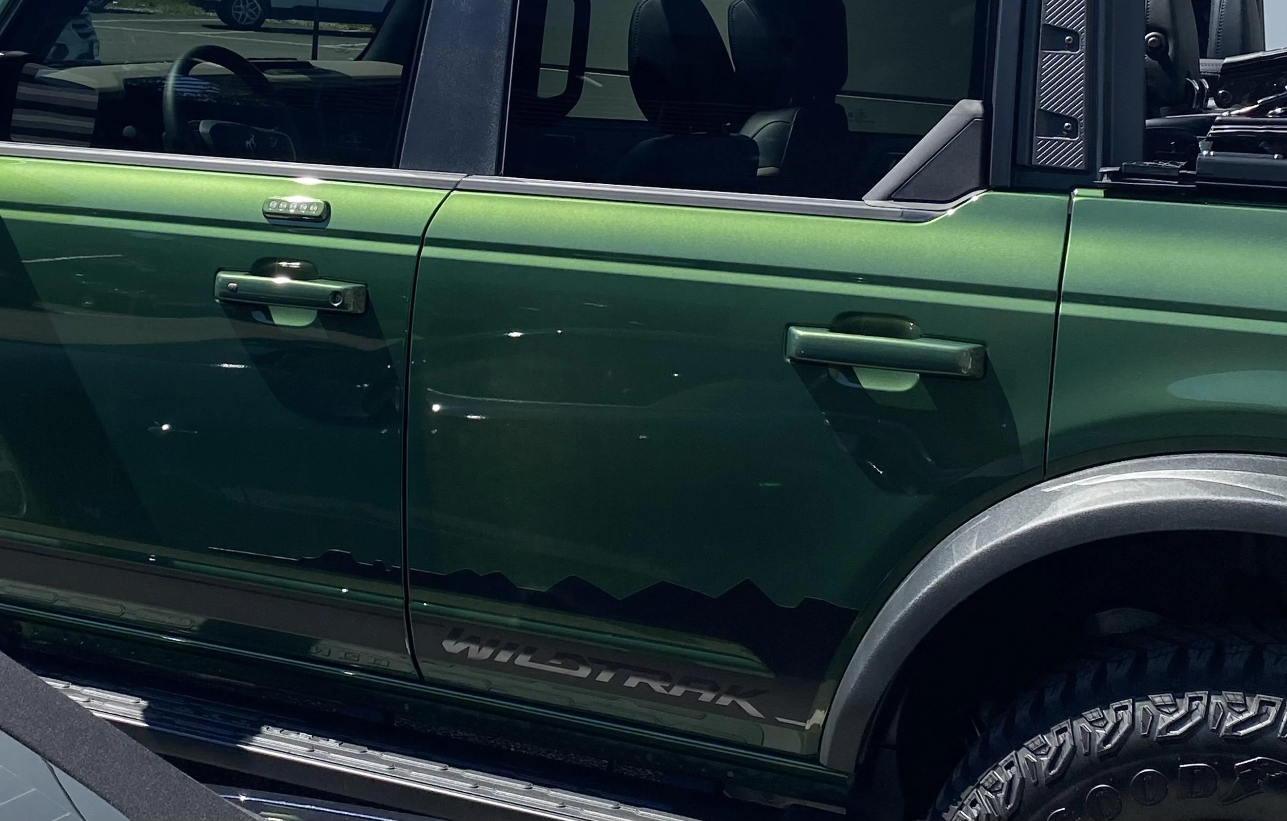 Ford Bronco Anyone Paint Matched their Door Handles? E5D86727-D34C-4D5D-B1C9-E8BA7BF88D6B