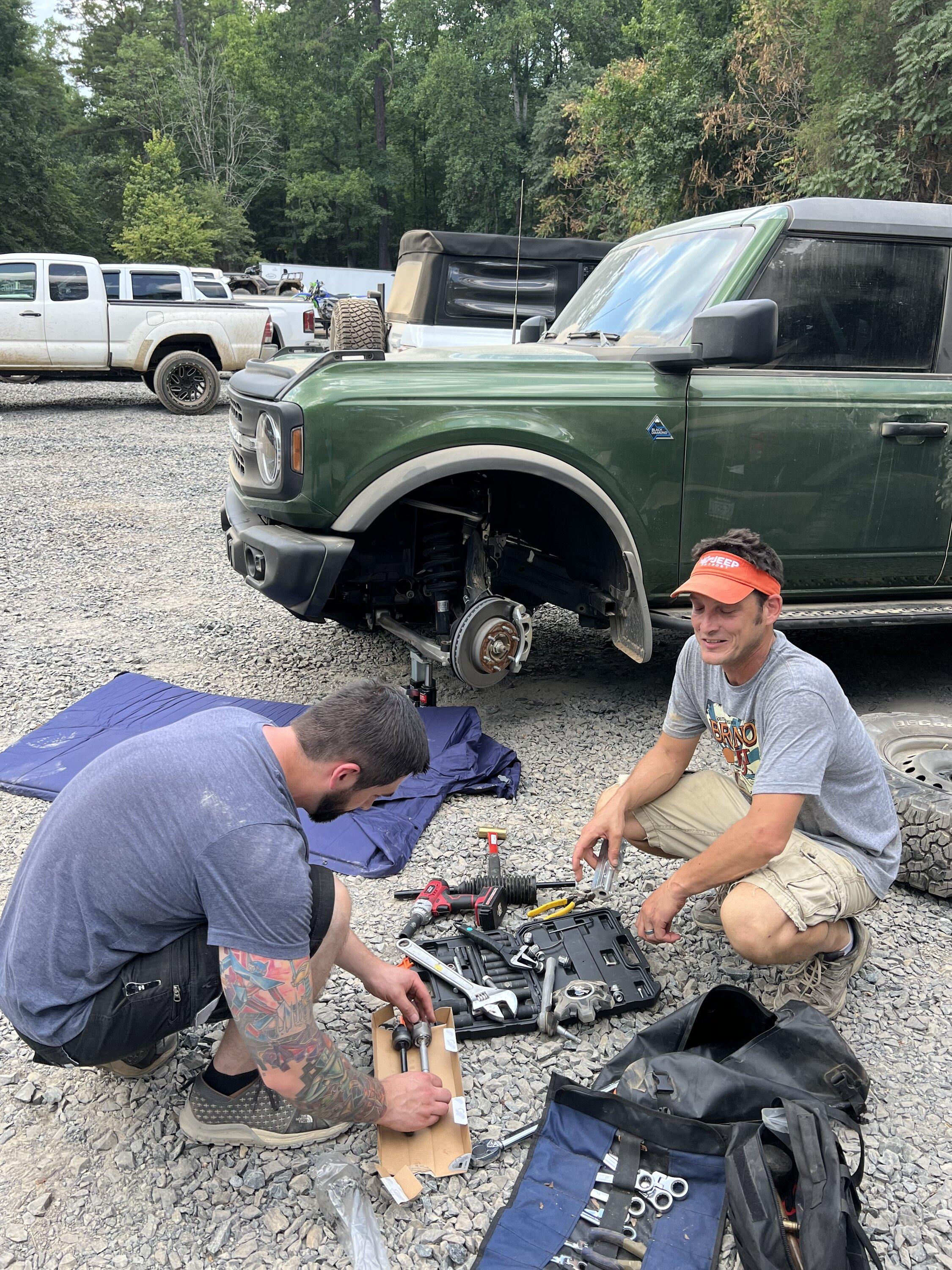 Ford Bronco Snapped a Tie Rod … thankful for trail mates AB44D103-361F-45FC-B327-FDDAAB93F582