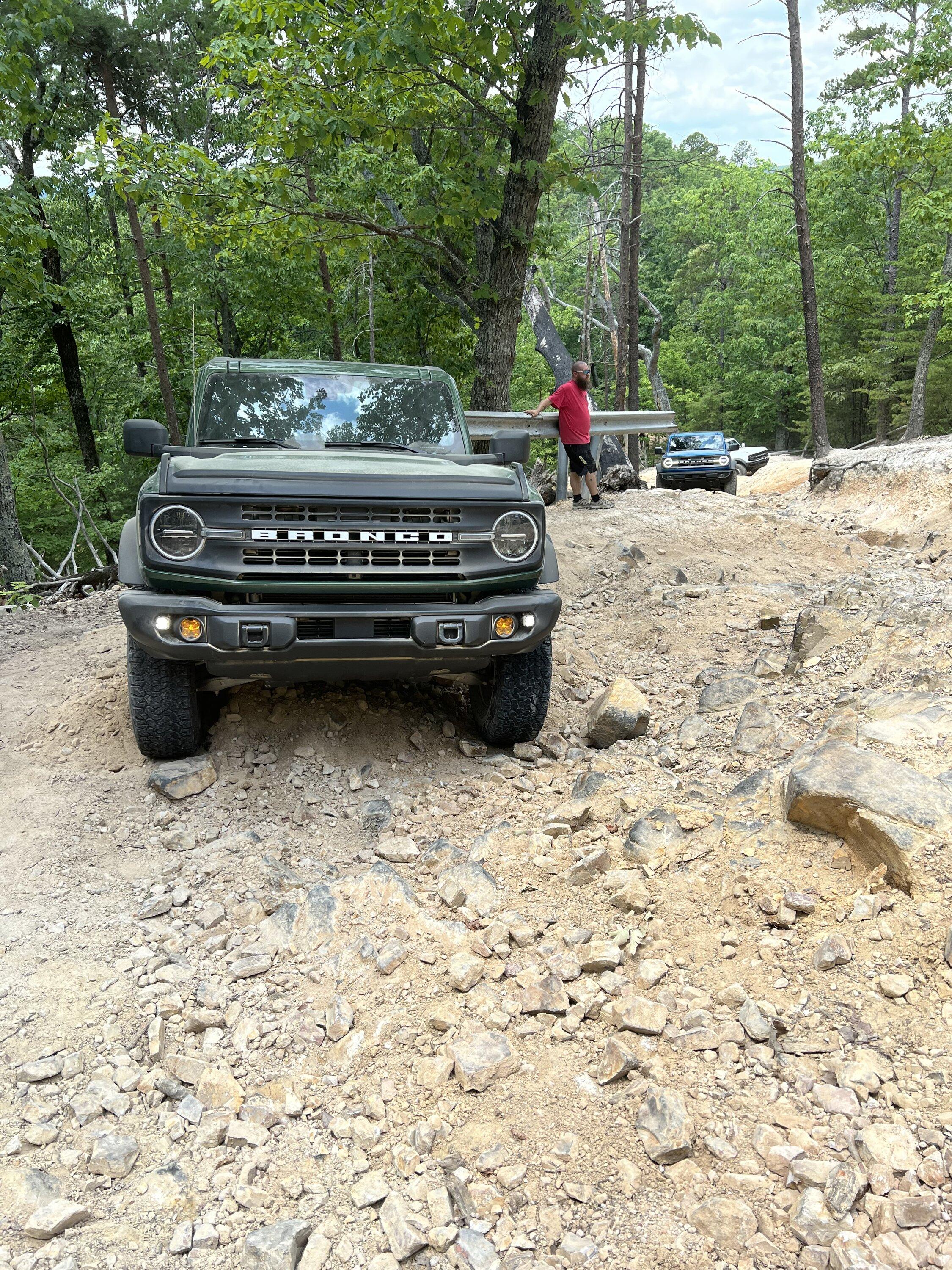 Ford Bronco Snapped a Tie Rod … thankful for trail mates 887E609D-AF20-45E0-BEC8-09D5CE150868
