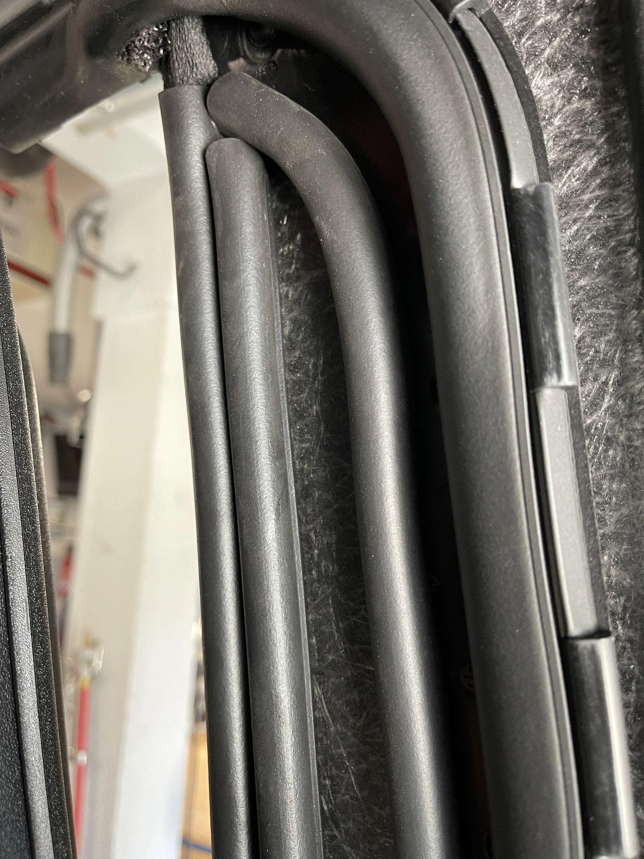 Ford Bronco MIC hard top wind noise reduction …best results so far - using rubber gasket strips F5CD4DBE-3A24-4EB3-9CCD-403D53E49563