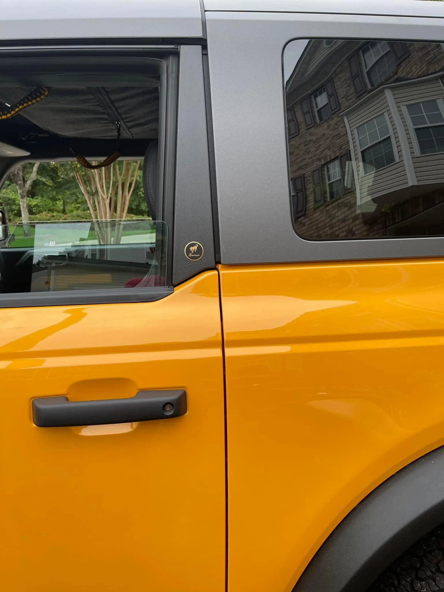 Ford Bronco The Bus Stop (2 door) Build 290656580_10114283663475740_1703437891085705796_n