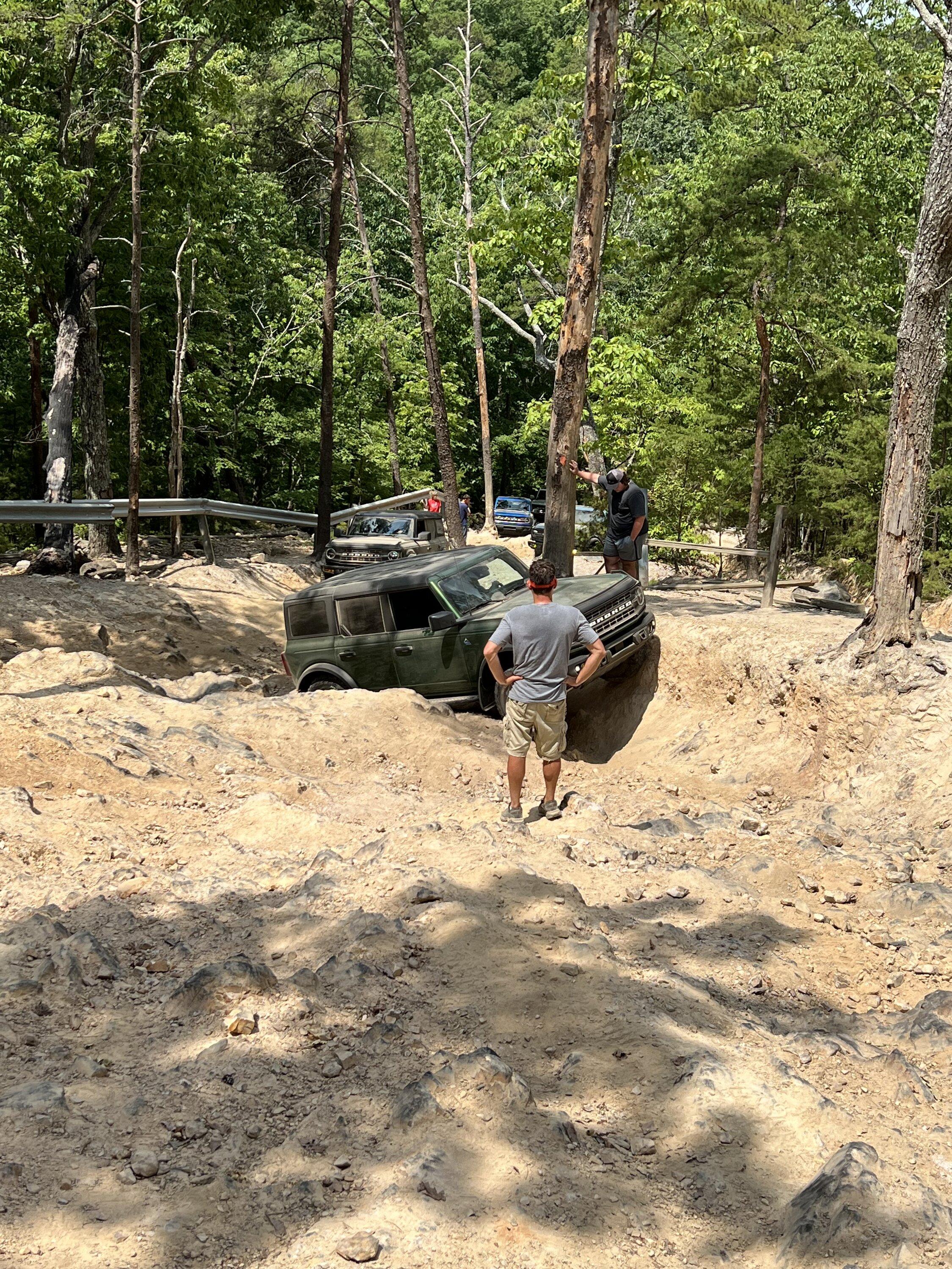Ford Bronco Snapped a Tie Rod … thankful for trail mates FDF1219F-449C-4FBC-B052-D1AECB5E36C2