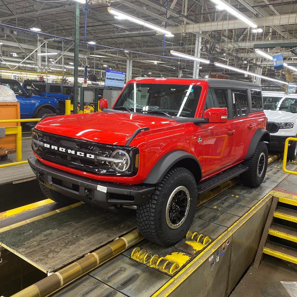 Ford Bronco 6/20/22 Build Week Group image