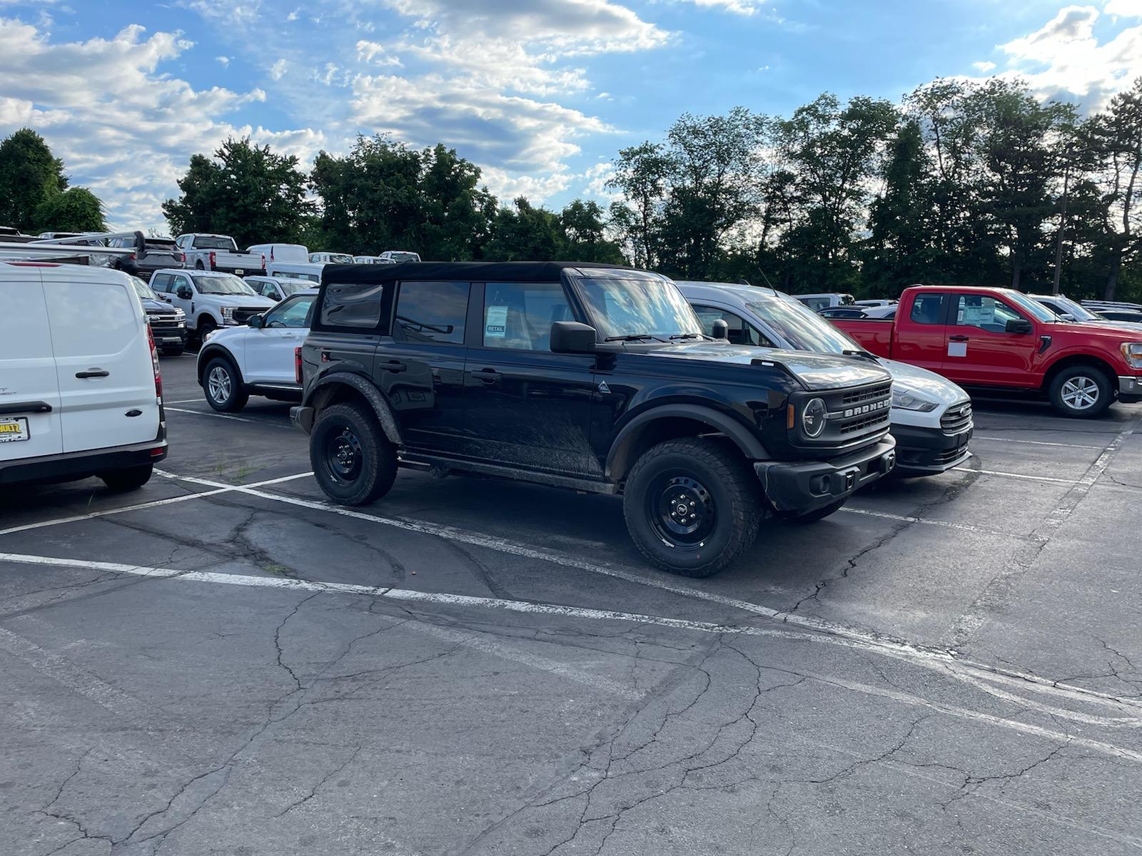Ford Bronco Ultimate Black Diamond Non-Sasquatch pics thread D61171B5-2C8A-4AFE-AEFD-6C0D04857B2D