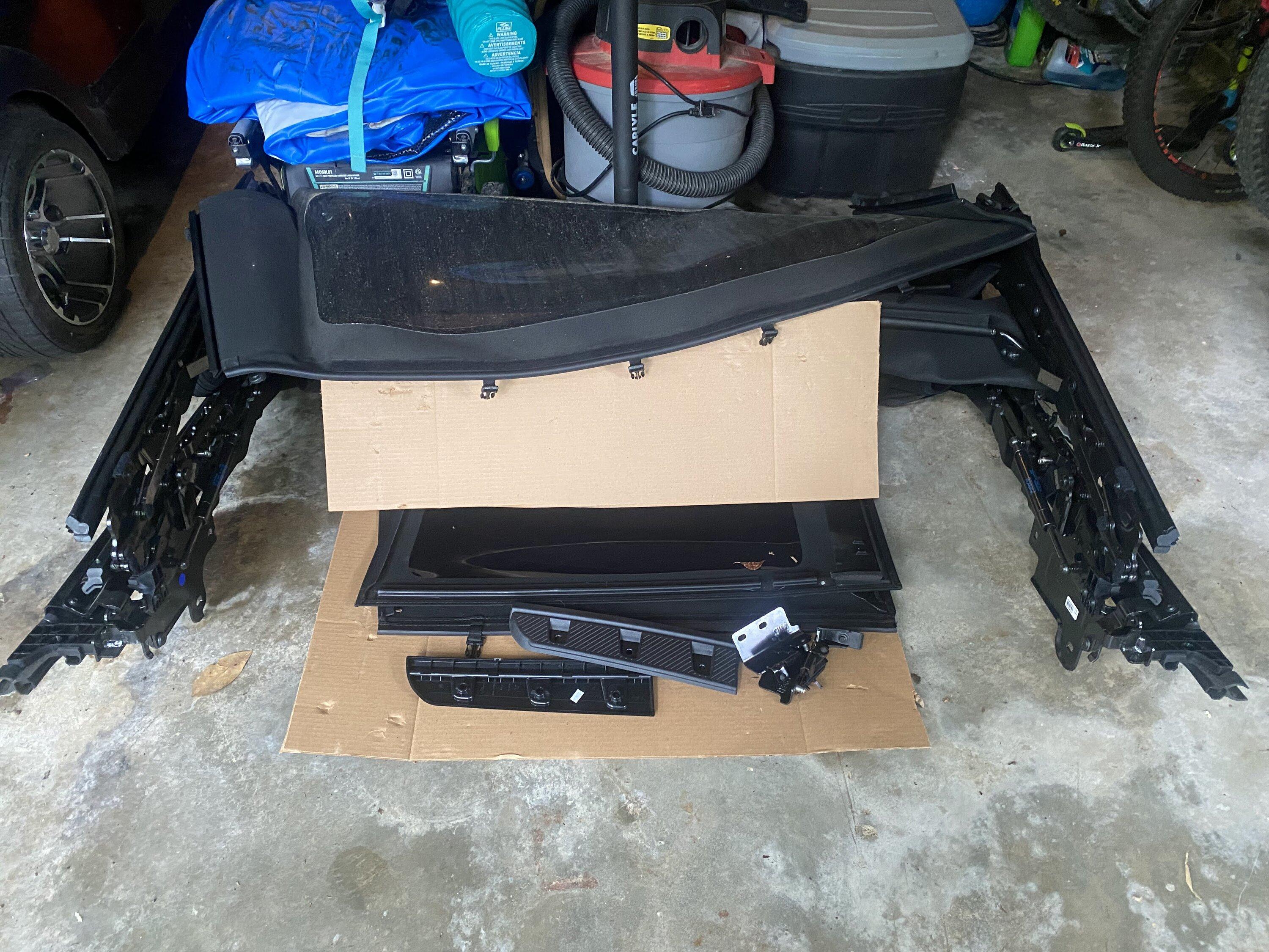 Ford Bronco Factory Soft Top $800 obo IMG_9091
