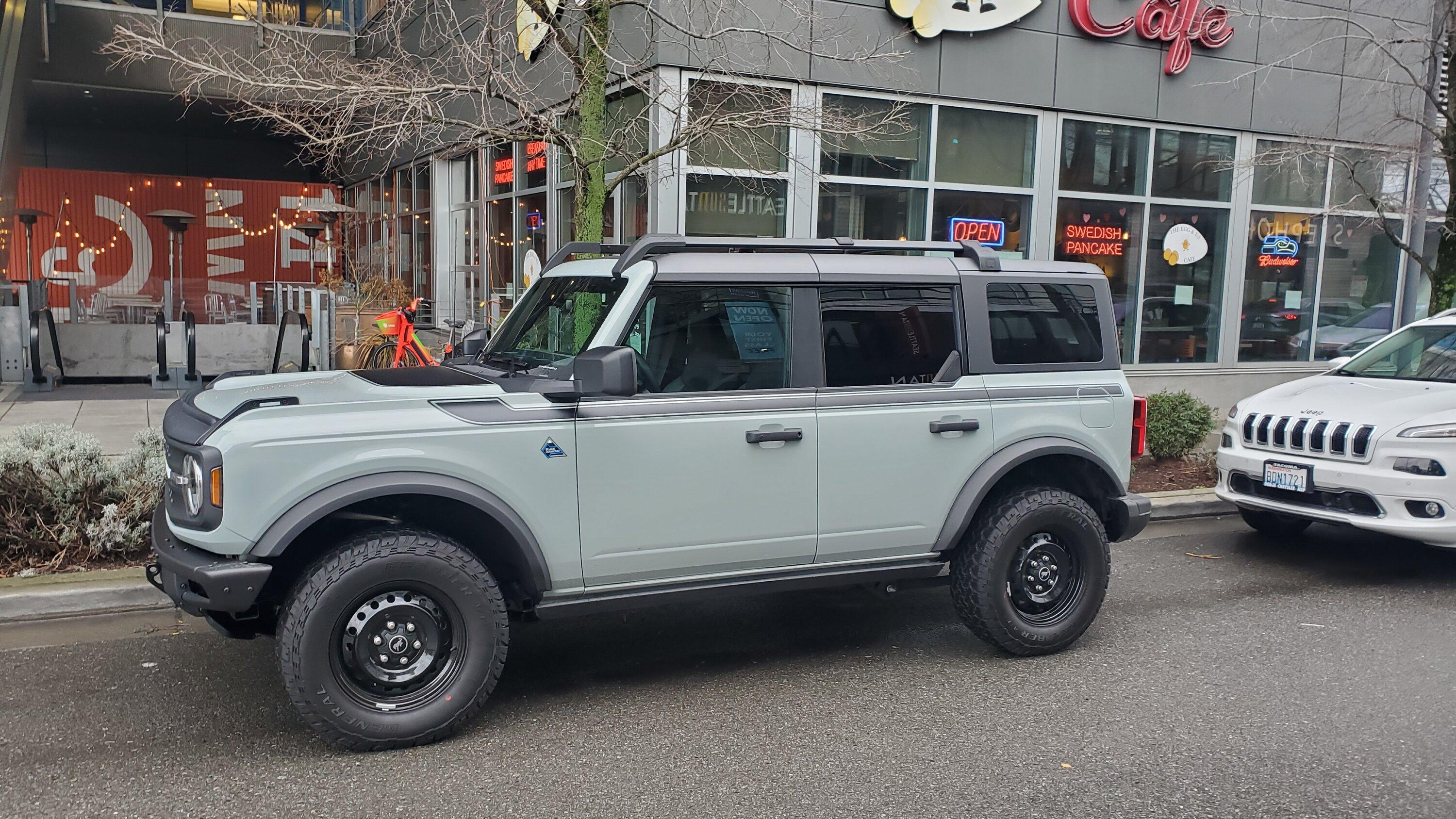 Ford Bronco Cactus Gray question 20220303_111006