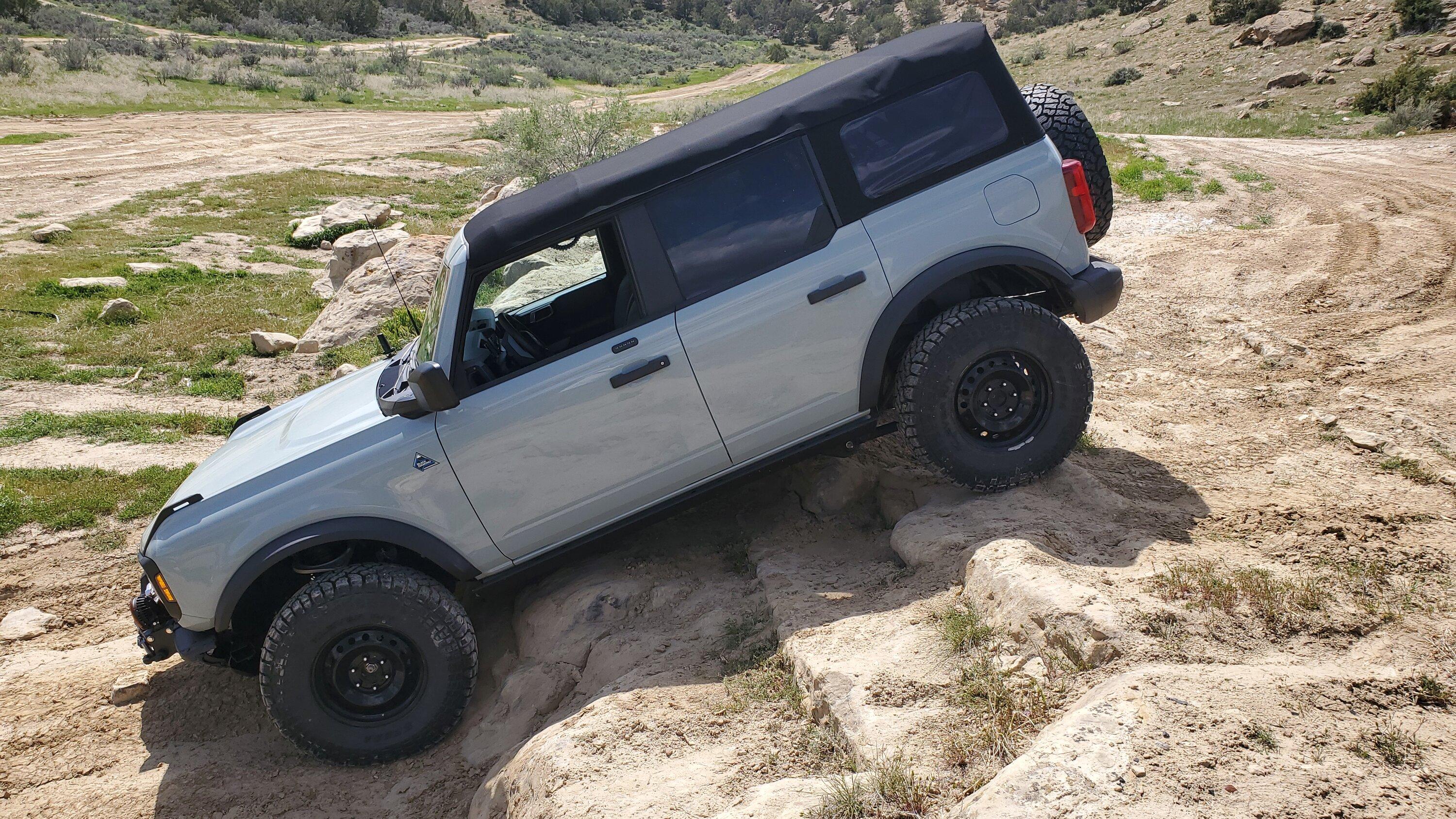 Ford Bronco Cactus Gray question 20220425_145605