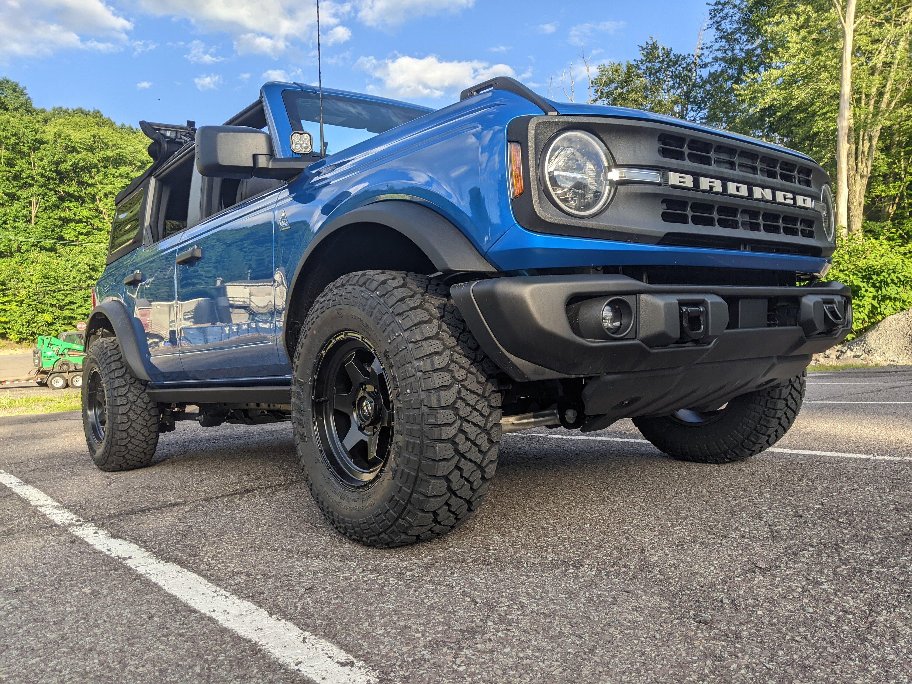 Ford Bronco Ultimate Black Diamond Non-Sasquatch pics thread PXL_20220628_230653921