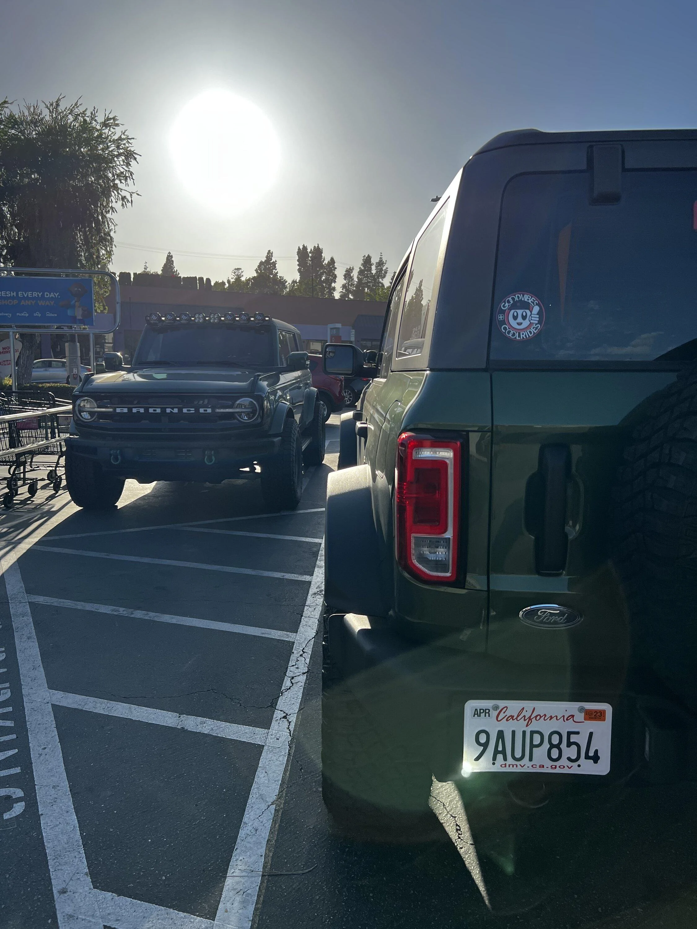 Ford Bronco ERUPTION GREEN Bronco Club 994A49E4-A548-41C6-A442-5EF6975A158A