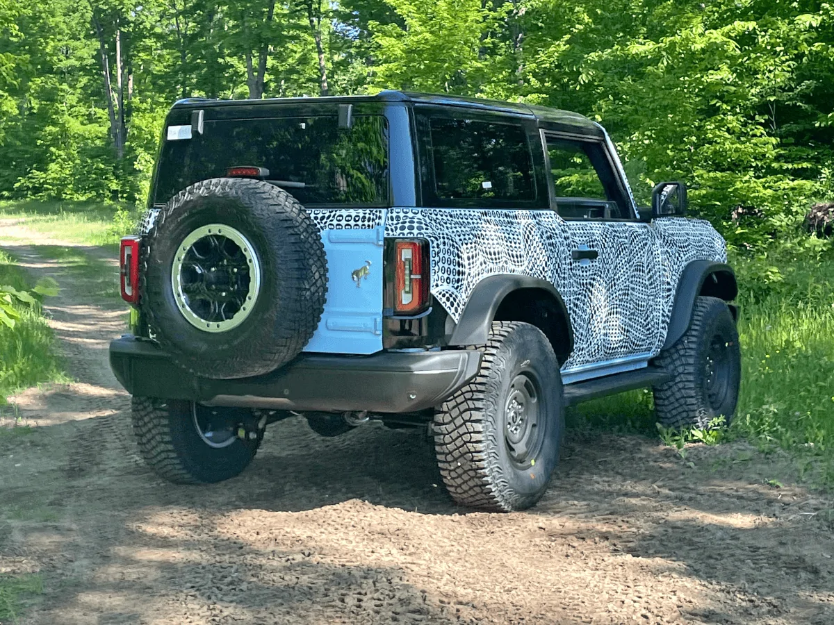 Ford Bronco Early peek @ ROBINS EGG BLUE 2023 Bronco Color, Heritage Edition w/ Squared Flares and Painted MOD Hard Top! Bronco-WB-2
