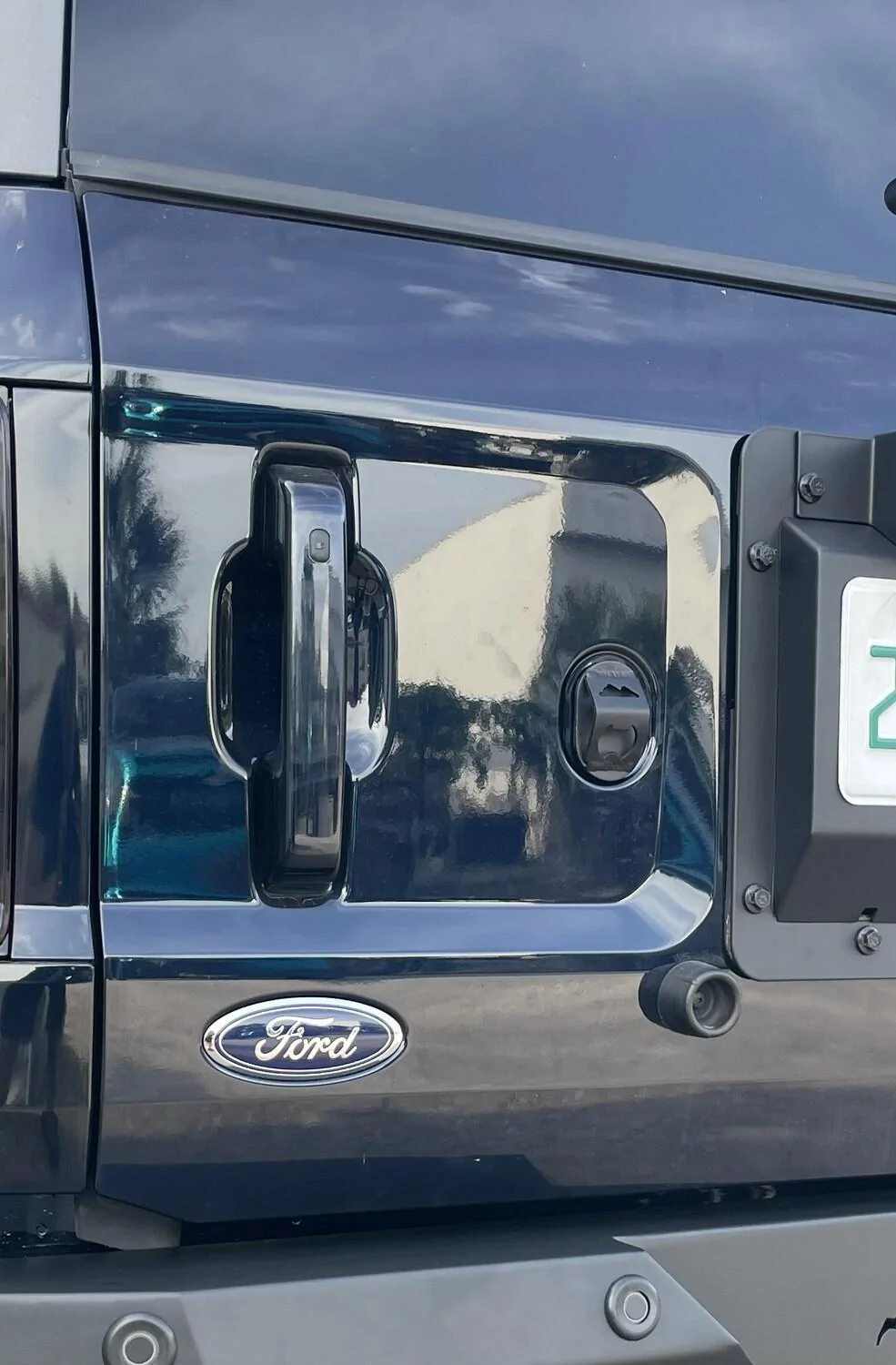 3131828257.jpg