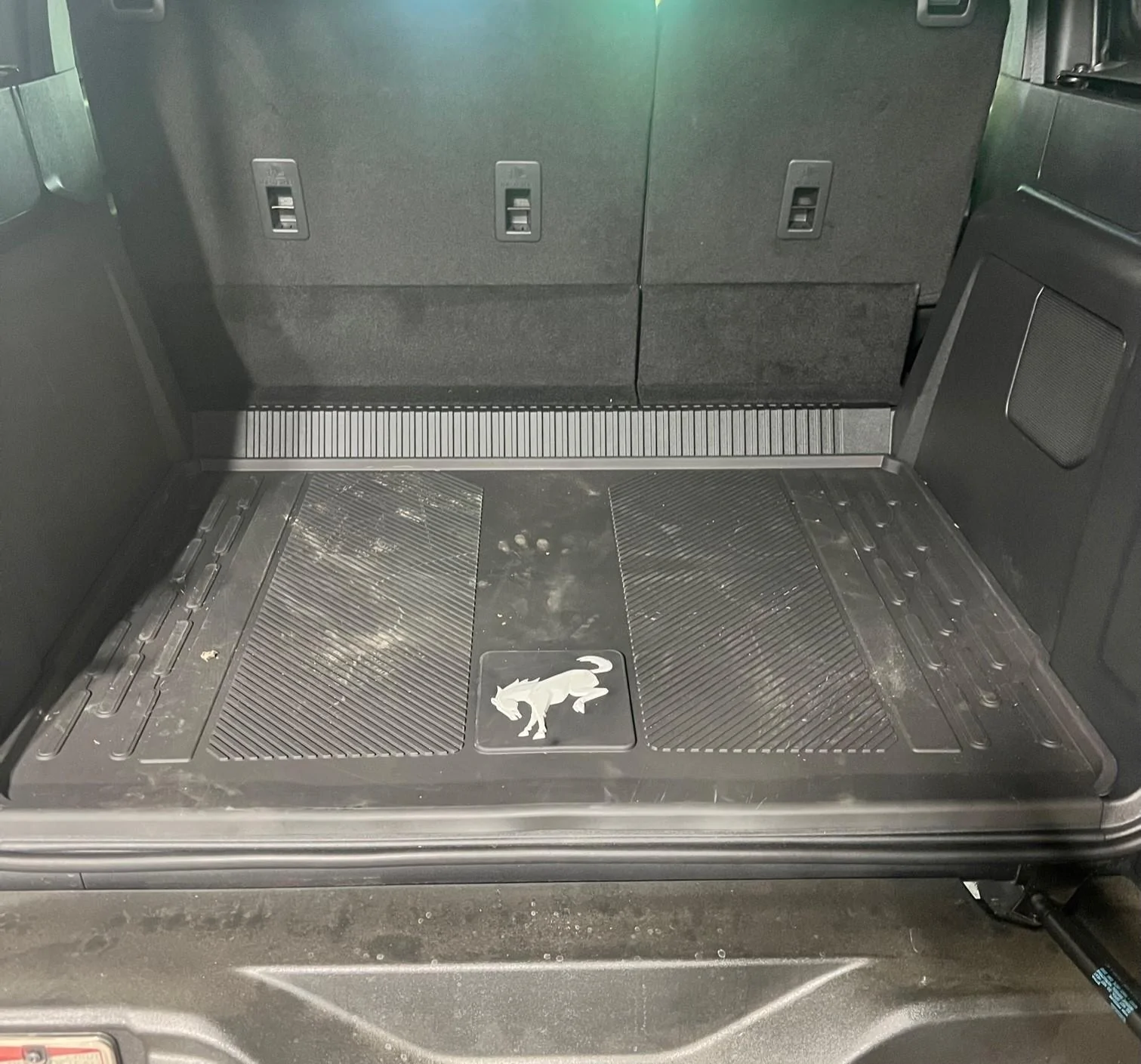 Ford Bronco rear storage t1