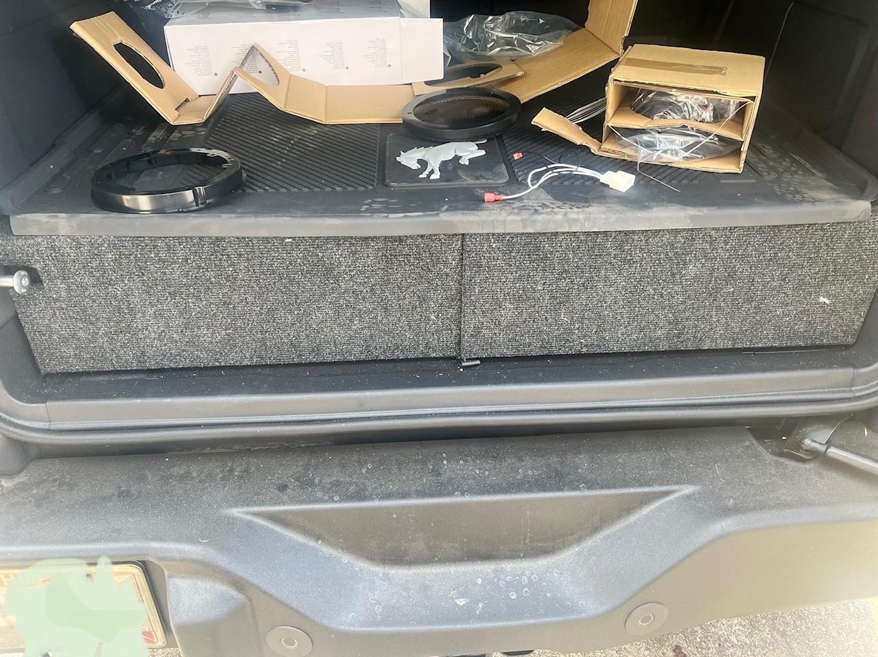 Ford Bronco rear storage t2