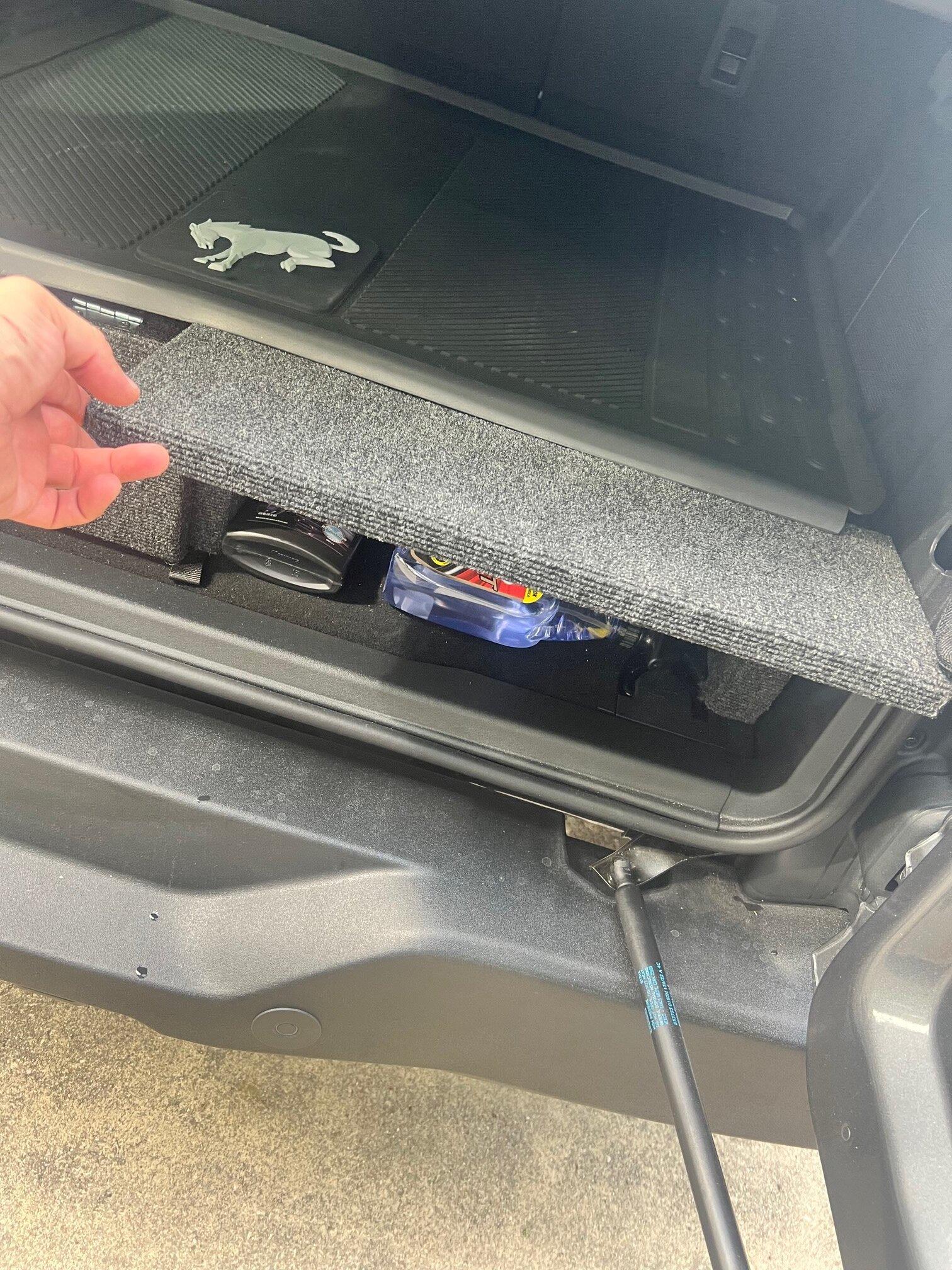 Ford Bronco rear storage t3