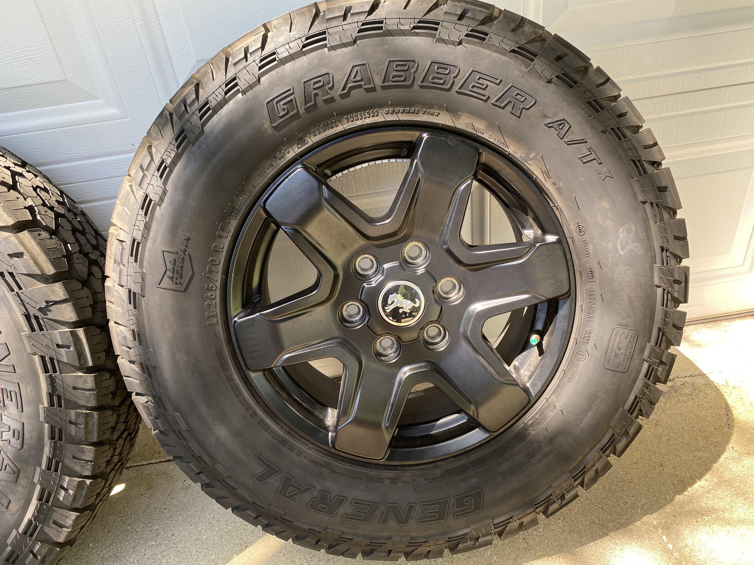 Ford Bronco WTB Black Diamond wheels and tires FF178A0E-DF53-4D7D-95FD-2266AEF9A9FC
