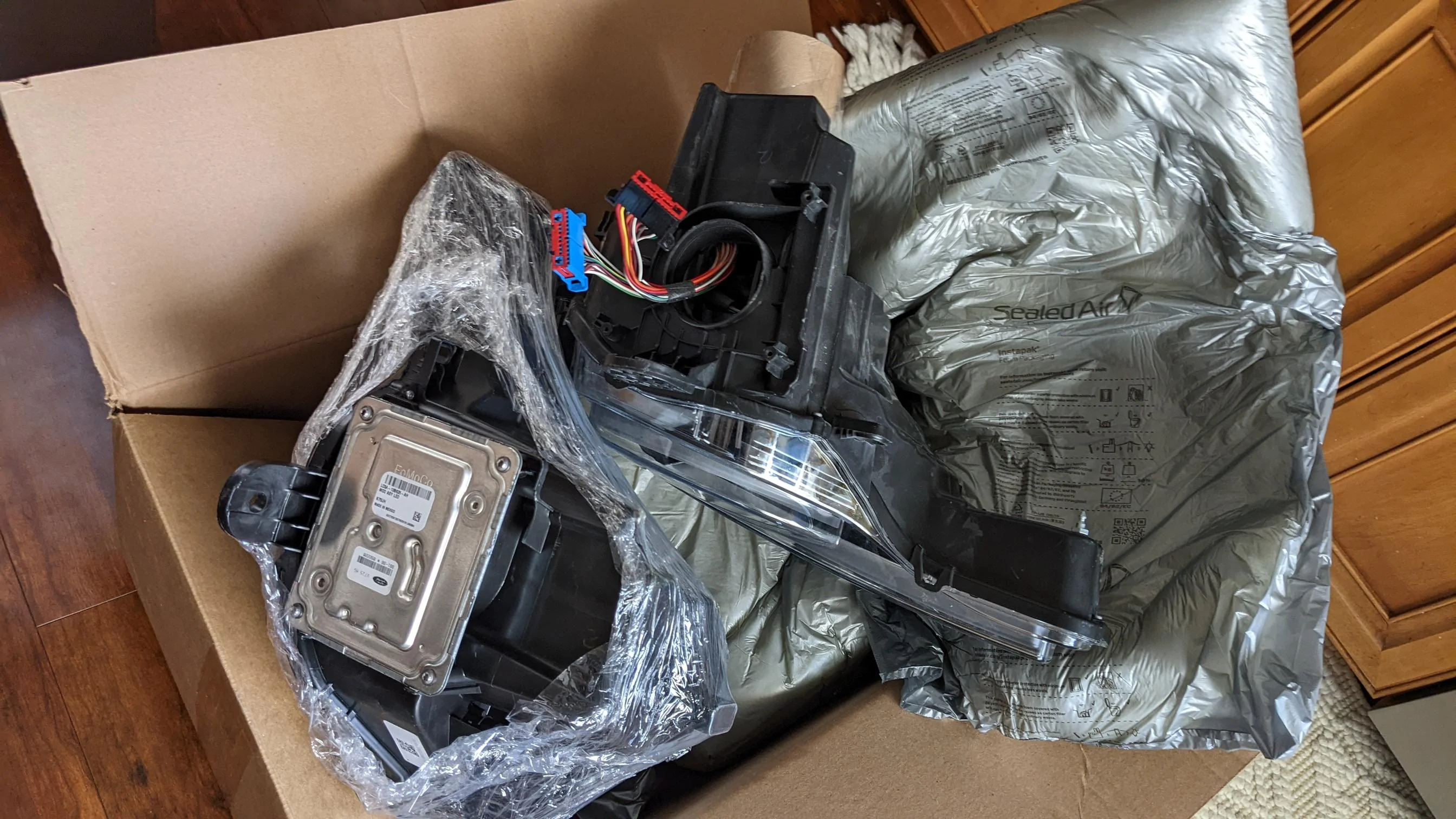 Ford Bronco Technical question about sig lighting install on Big Bend PXL_20220701_162656662