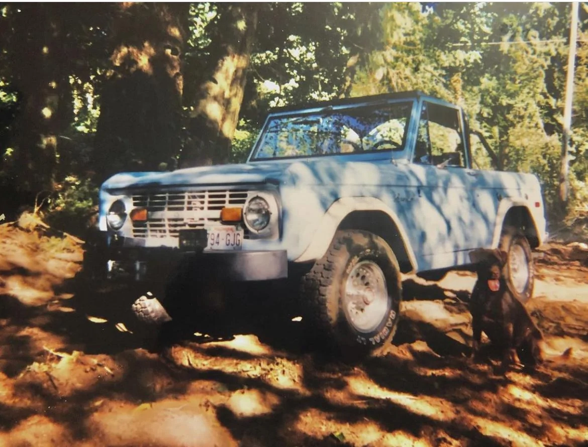 Ford Bronco Early peek @ ROBINS EGG BLUE 2023 Bronco Color, Heritage Edition w/ Squared Flares and Painted MOD Hard Top! E80112F5-0347-4162-8030-7CDCA6A7B9C7