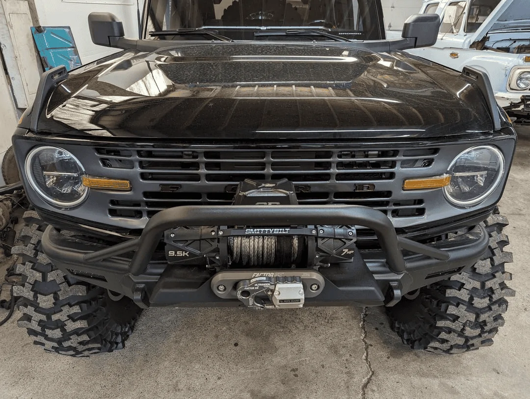 Ford Bronco Early peek @ ROBINS EGG BLUE 2023 Bronco Color, Heritage Edition w/ Squared Flares and Painted MOD Hard Top! 1648739736693