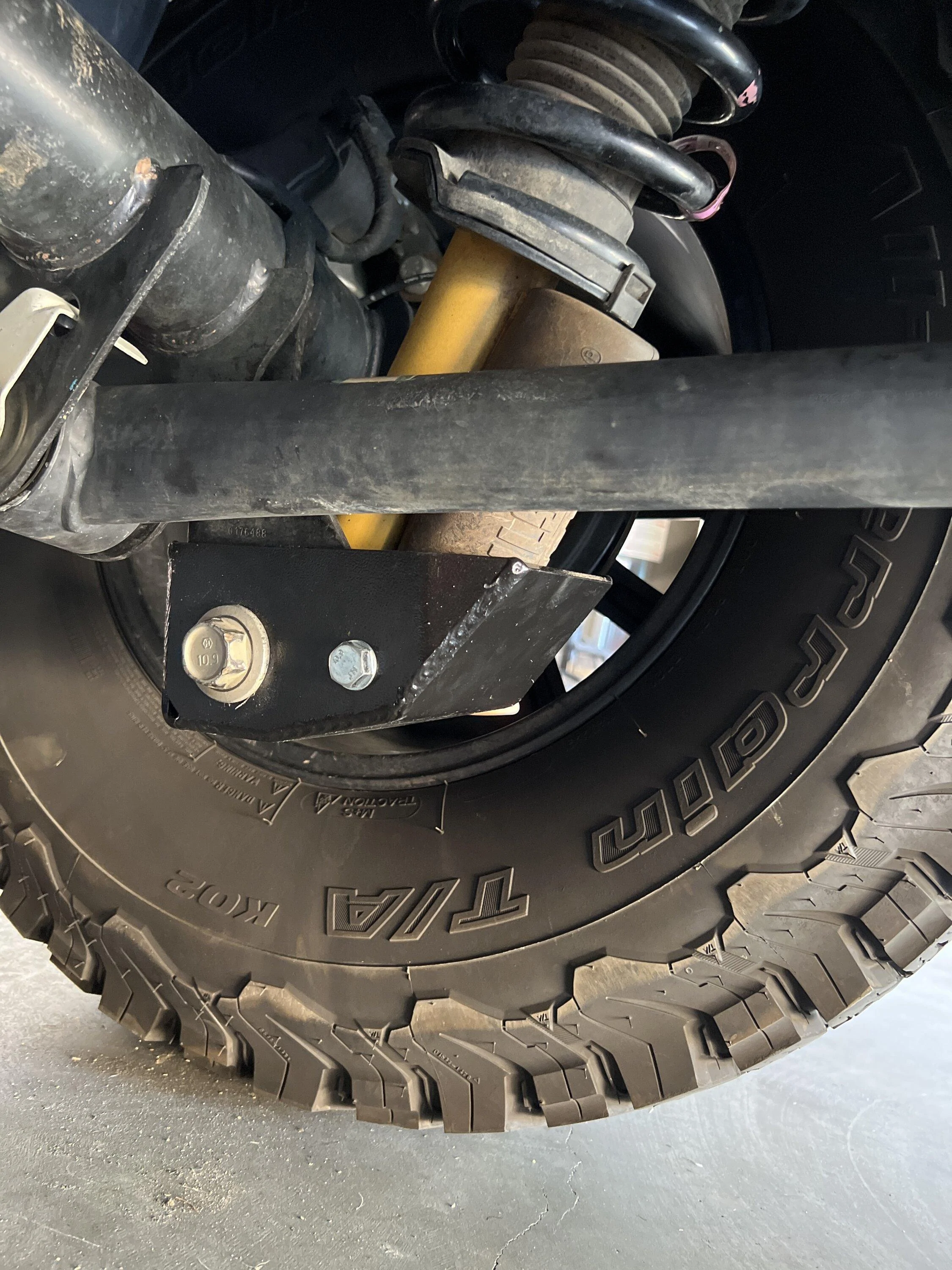 Ford Bronco Rear Shock skid plates imag