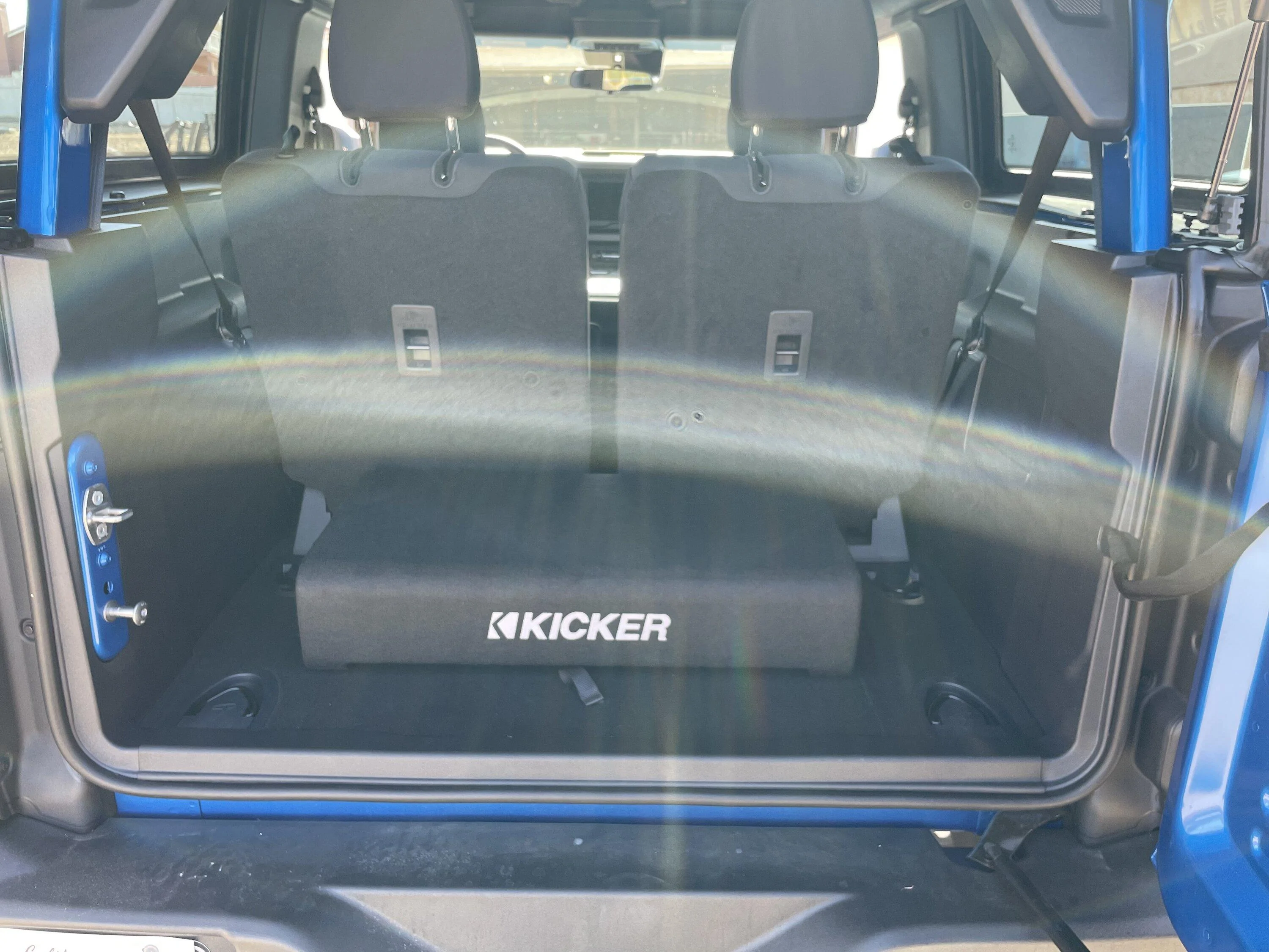 Ford Bronco 2-door desert runner Bronco w/ custom tire carrier 6F926EB3-23F8-4E3A-9FF8-47C8D76A8917