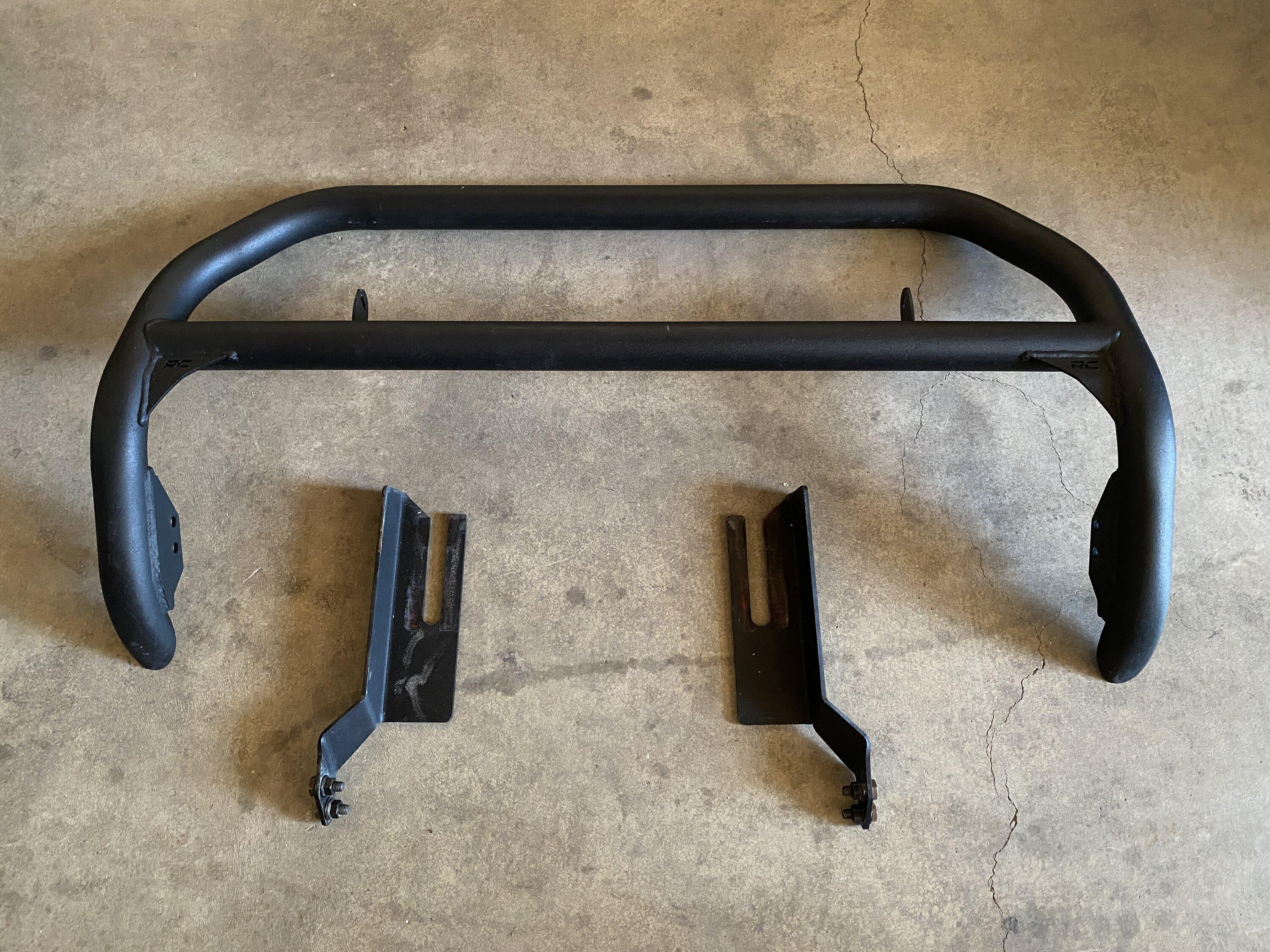 Ford Bronco Rough Country Nudge Bar 68940350-F840-42D8-9997-27DADDC03EC0