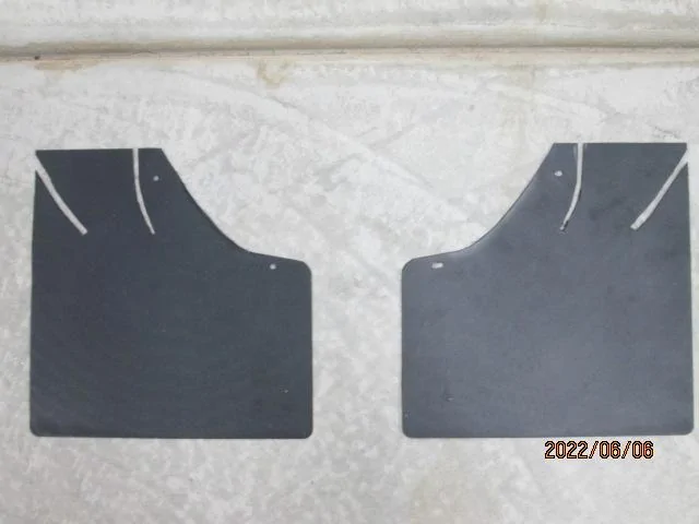 Ford Bronco Lucchese’s cheap DIY small custom-made Front Mud-Flaps HACK for $9 custom 2