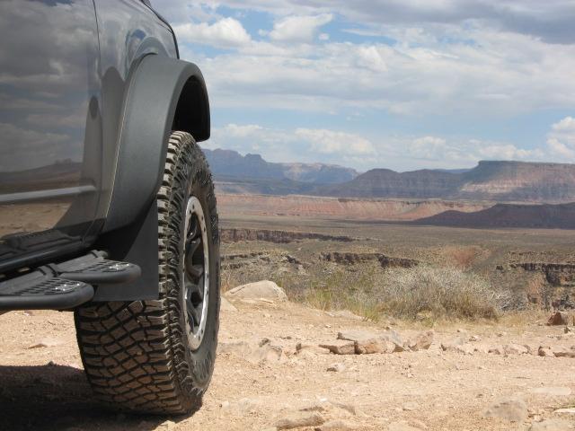 Ford Bronco Lucchese’s cheap DIY small custom-made Front Mud-Flaps HACK for $9 IMG_2377.JPG