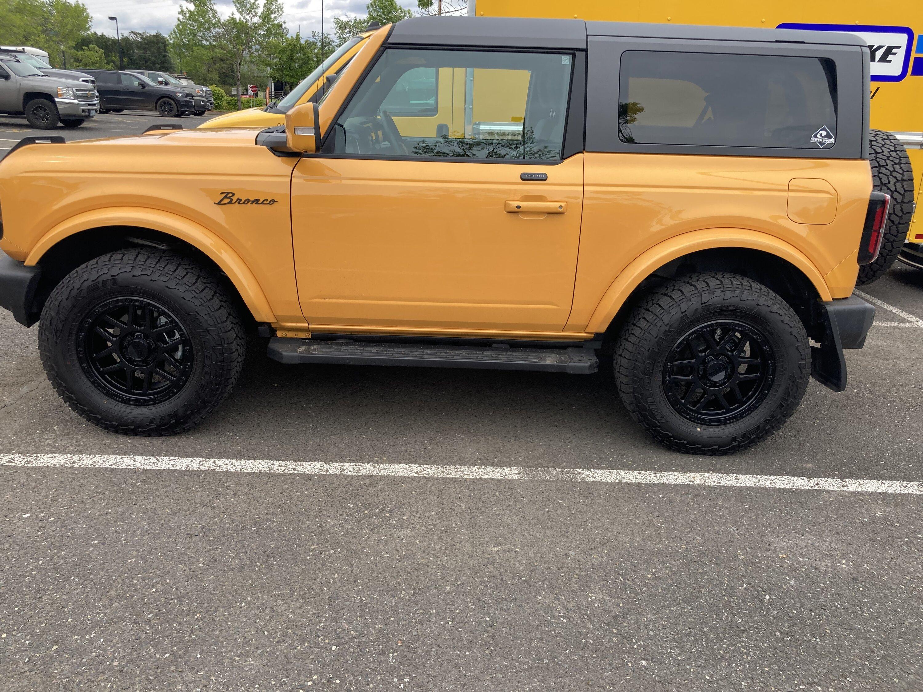 Ford Bronco Show us your installed wheel / tire upgrades here! (Pics) IMG-6456