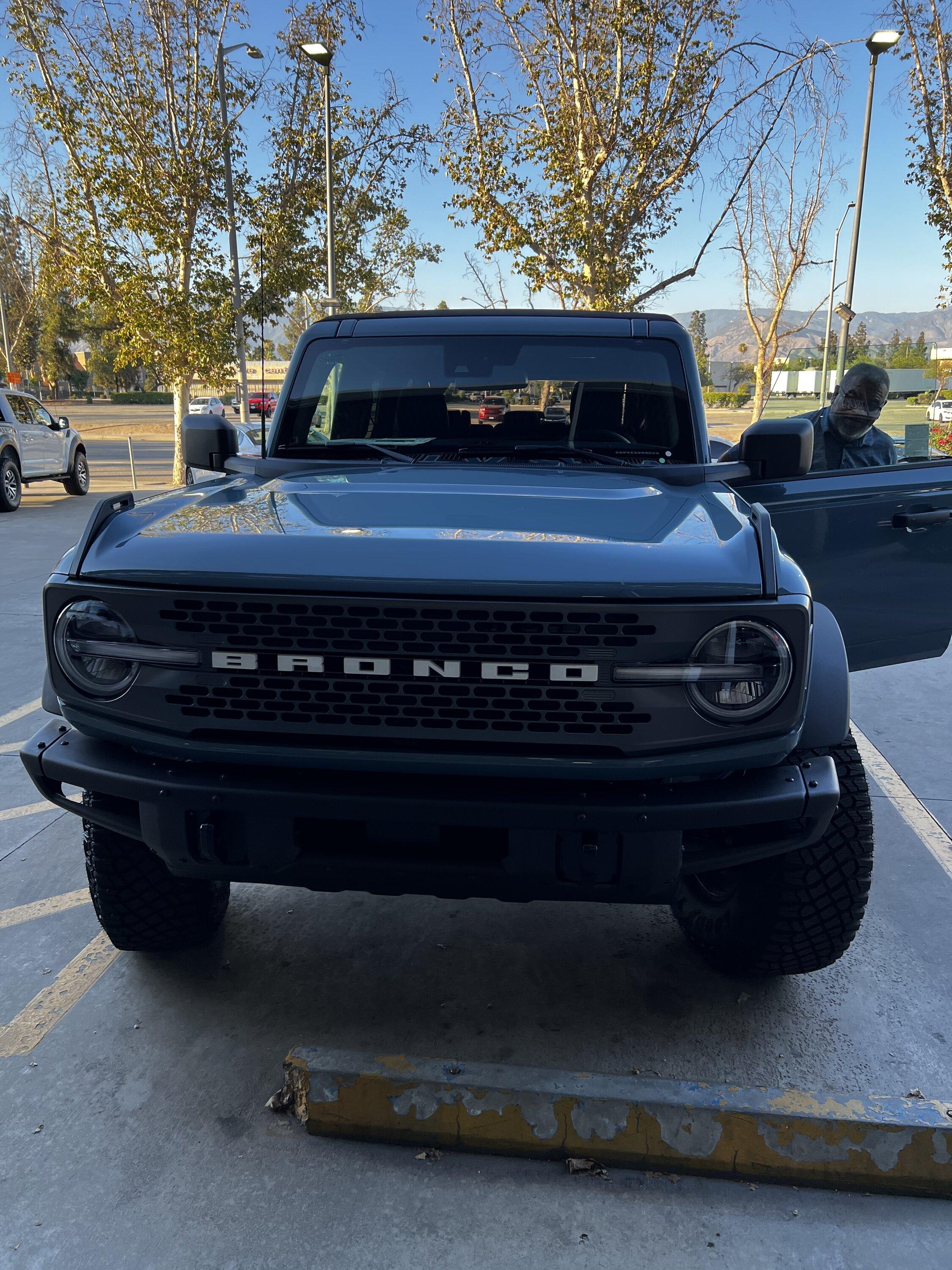 Ford Bronco Badlands Sasquatch 2.7 0E3375BF-5D92-47E3-9FB4-7A373D5379A8
