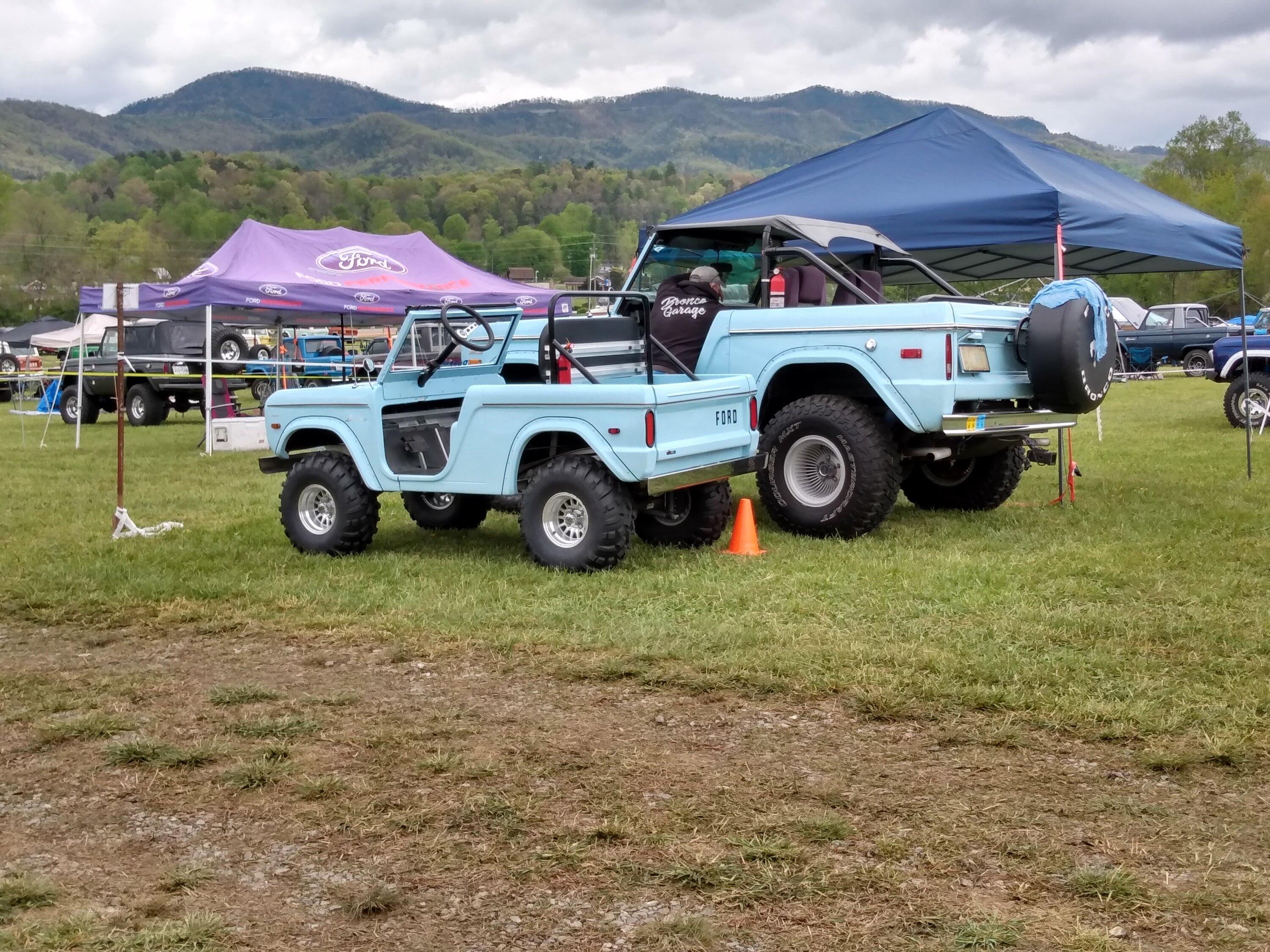 Ford Bronco Mini matching Bronco 1656801745200