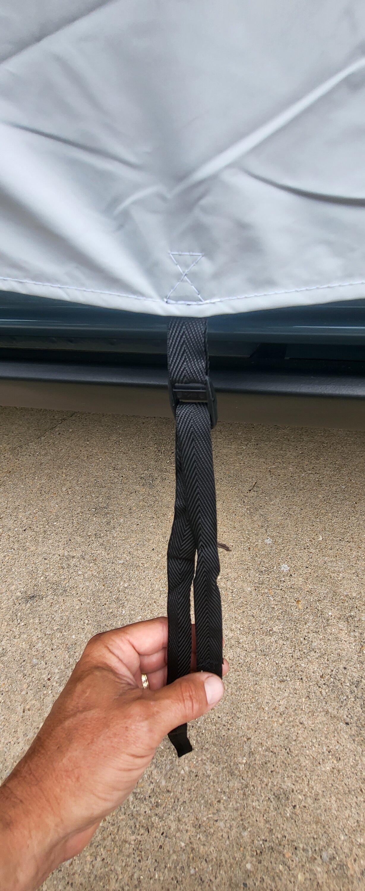 Ford Bronco FORD Cockpit Cover review(Spoiler its Useless) 20220703_095625