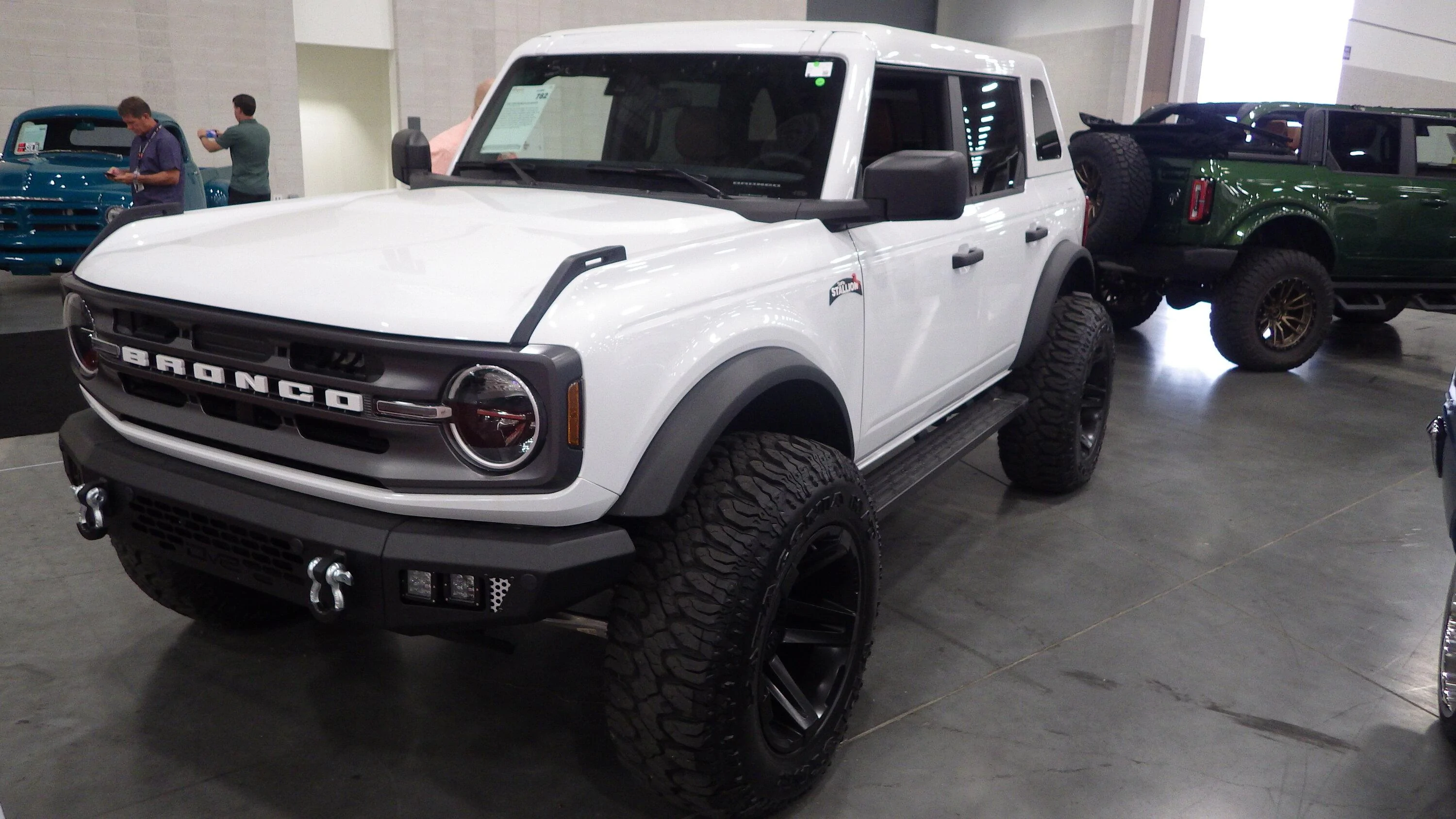 Ford Bronco Bronco fever breaks out at Las Vegas Barrett-Jackson Auto Auction - JULY 2022 IMGP5739