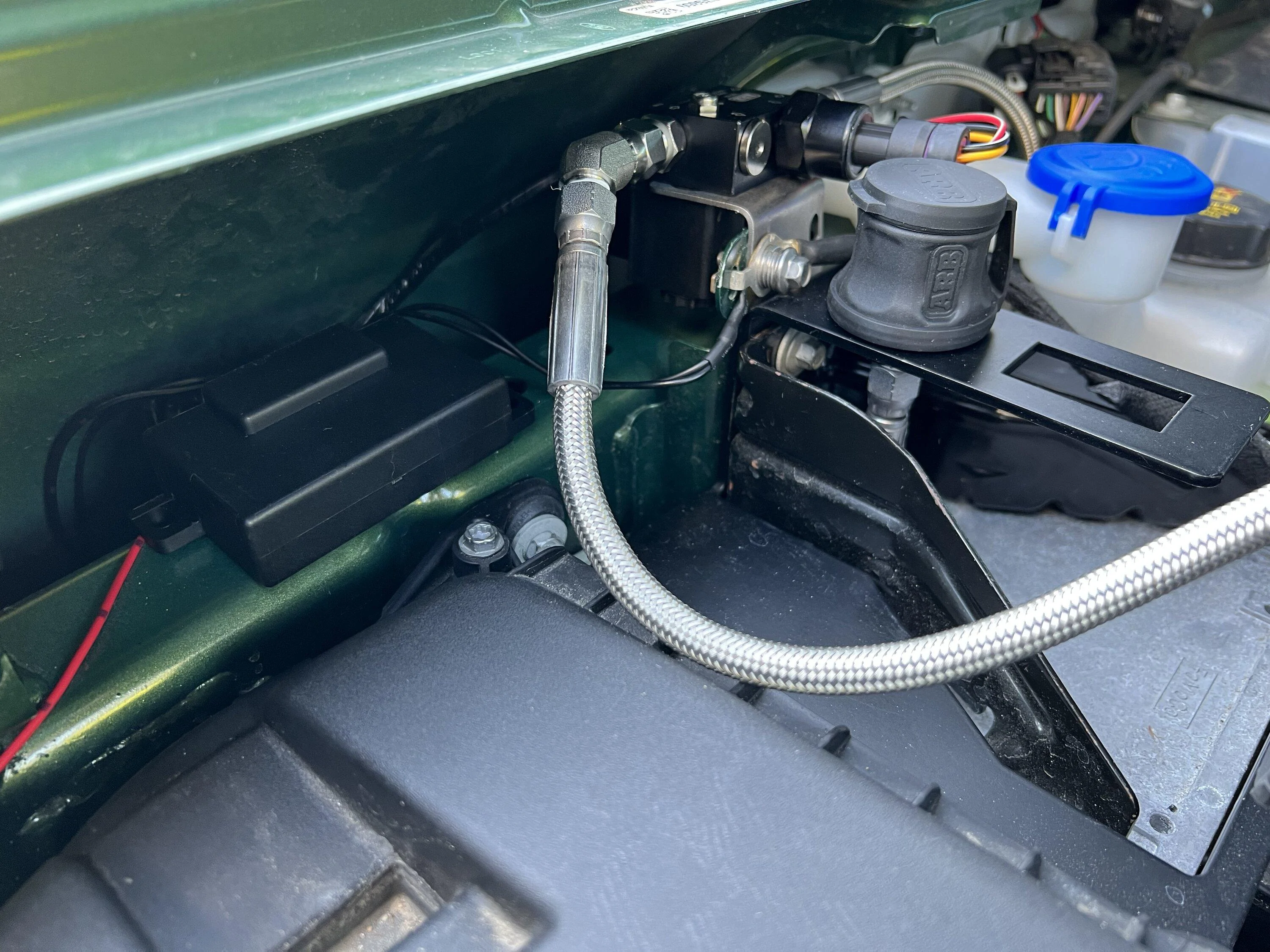Ford Bronco ARB Twin Air Compressor and Pressure Control Kit Install 4CEA8A36-0237-4AC0-822E-352D022A6E6E
