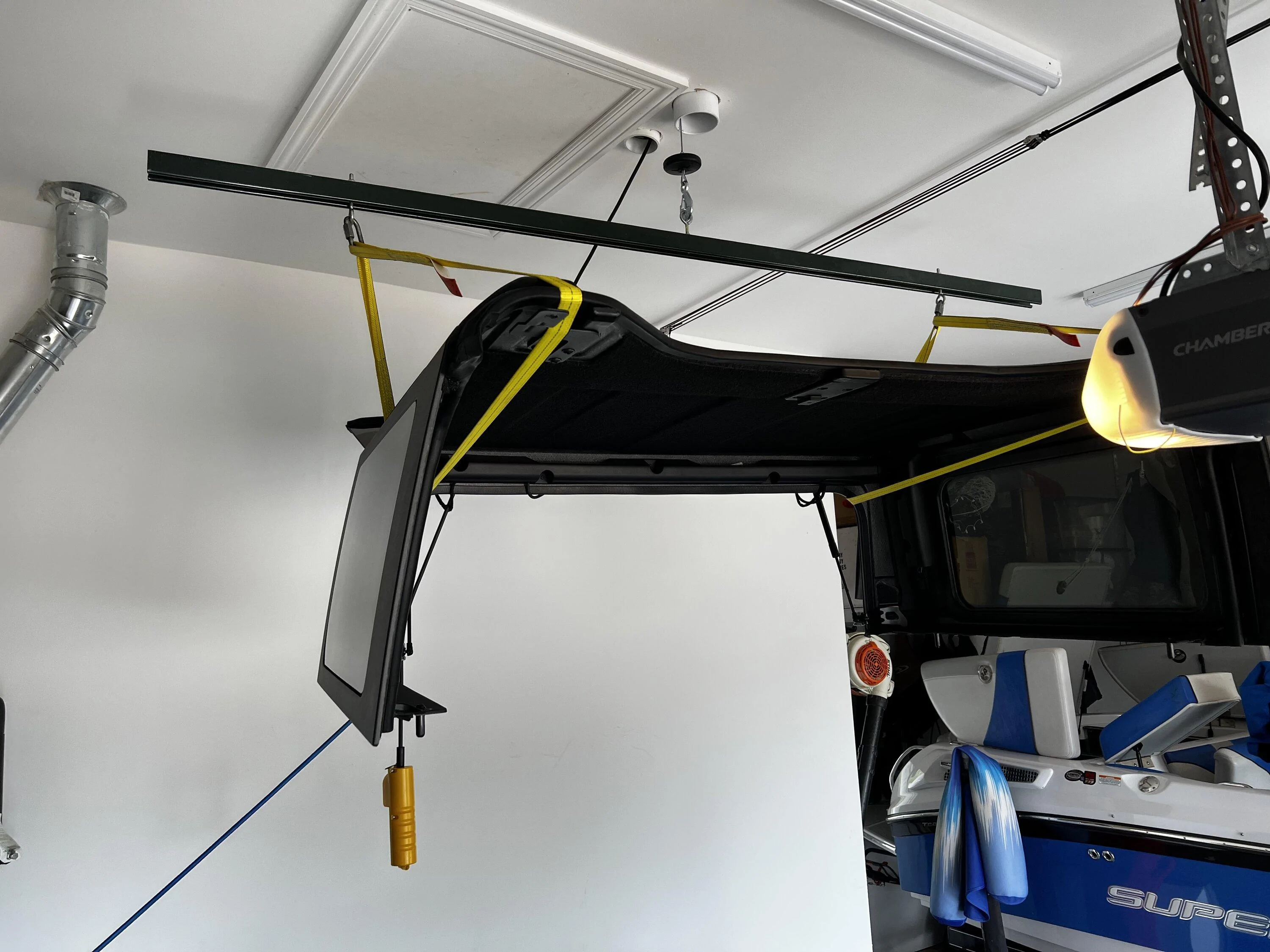 Ford Bronco Electric top hoist for garage - my solution 05C851BE-1E9F-4FAC-9C3A-D1431C101BD6