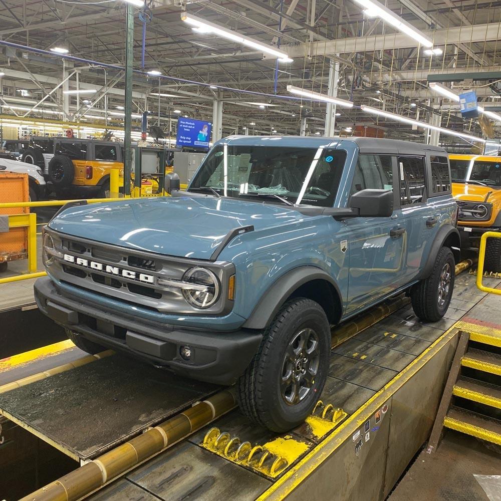 Ford Bronco 06/27/22  Build week group BB_22