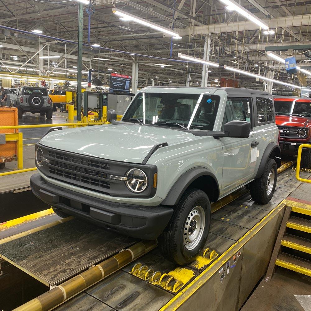 Ford Bronco 06/06/22 Build Week Group Base Bronco