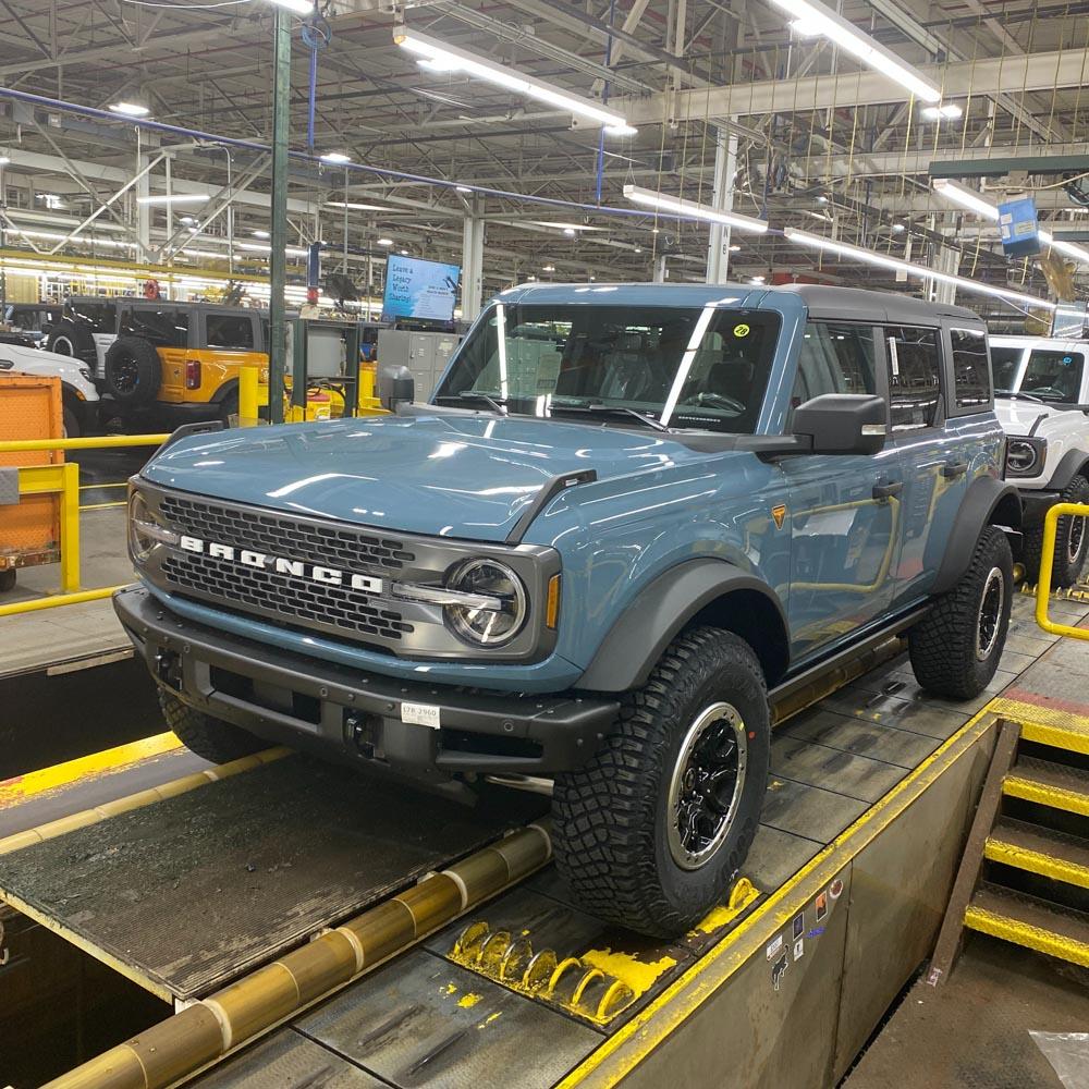 Ford Bronco 06/27/22  Build week group Bronco